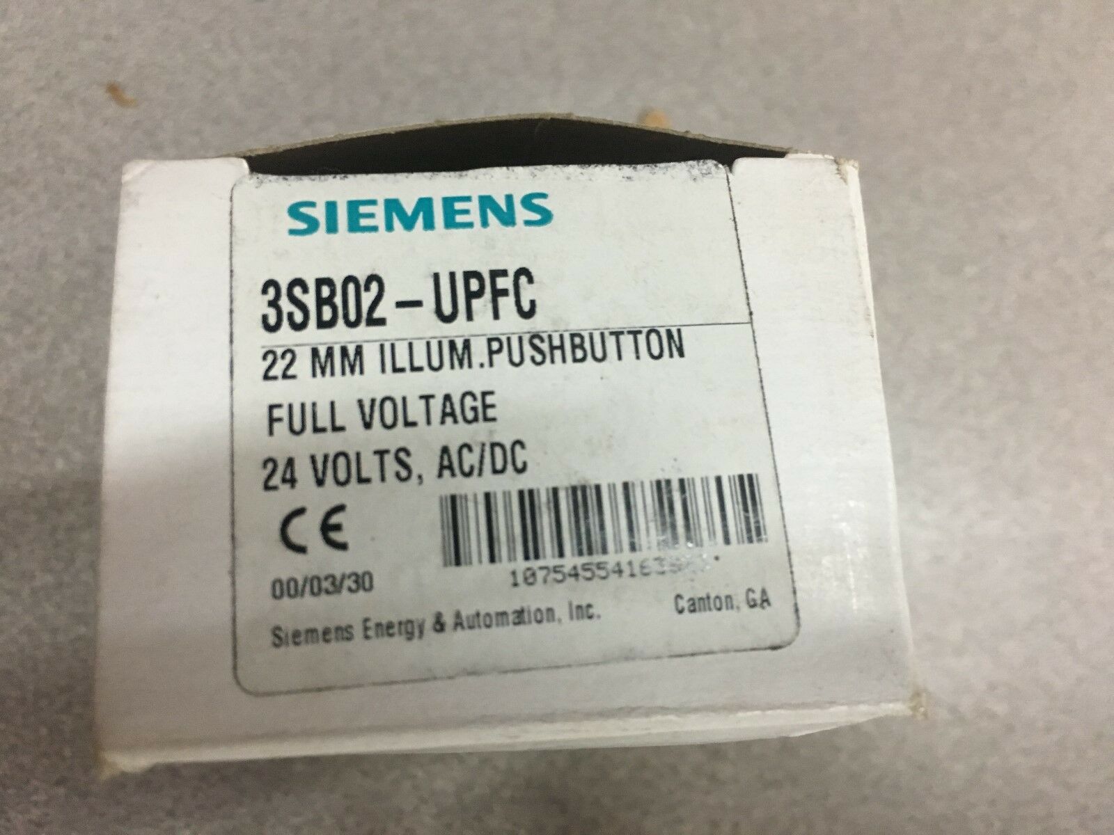 NEW IN BOX SIEMENS PUSH BUTTON 3SB02-UPFC