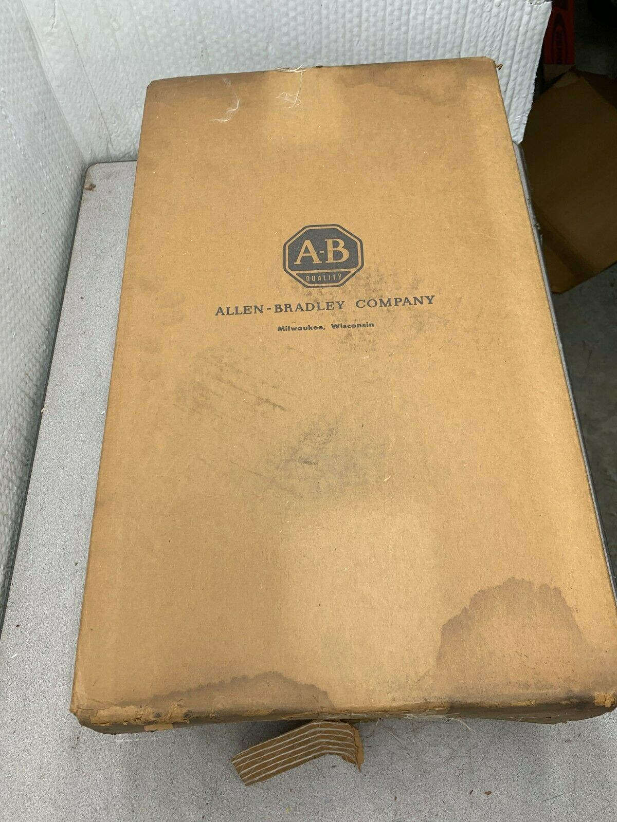 NEW IN BOX ALLEN-BRADLEY 400AMP 2 POLE CONTINUOUS RATING CONTACTOR 1082-NX1