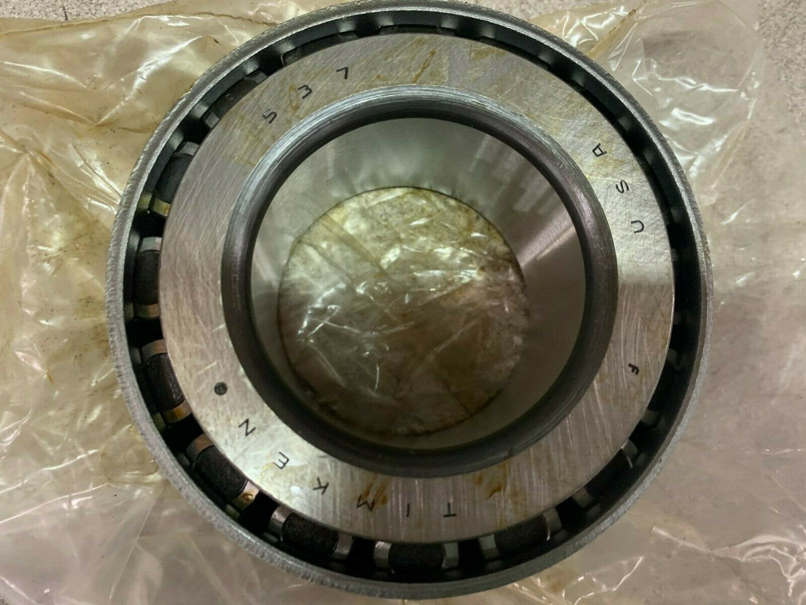 NEW NO BOX TIMKEN ROLLER BEARING 537