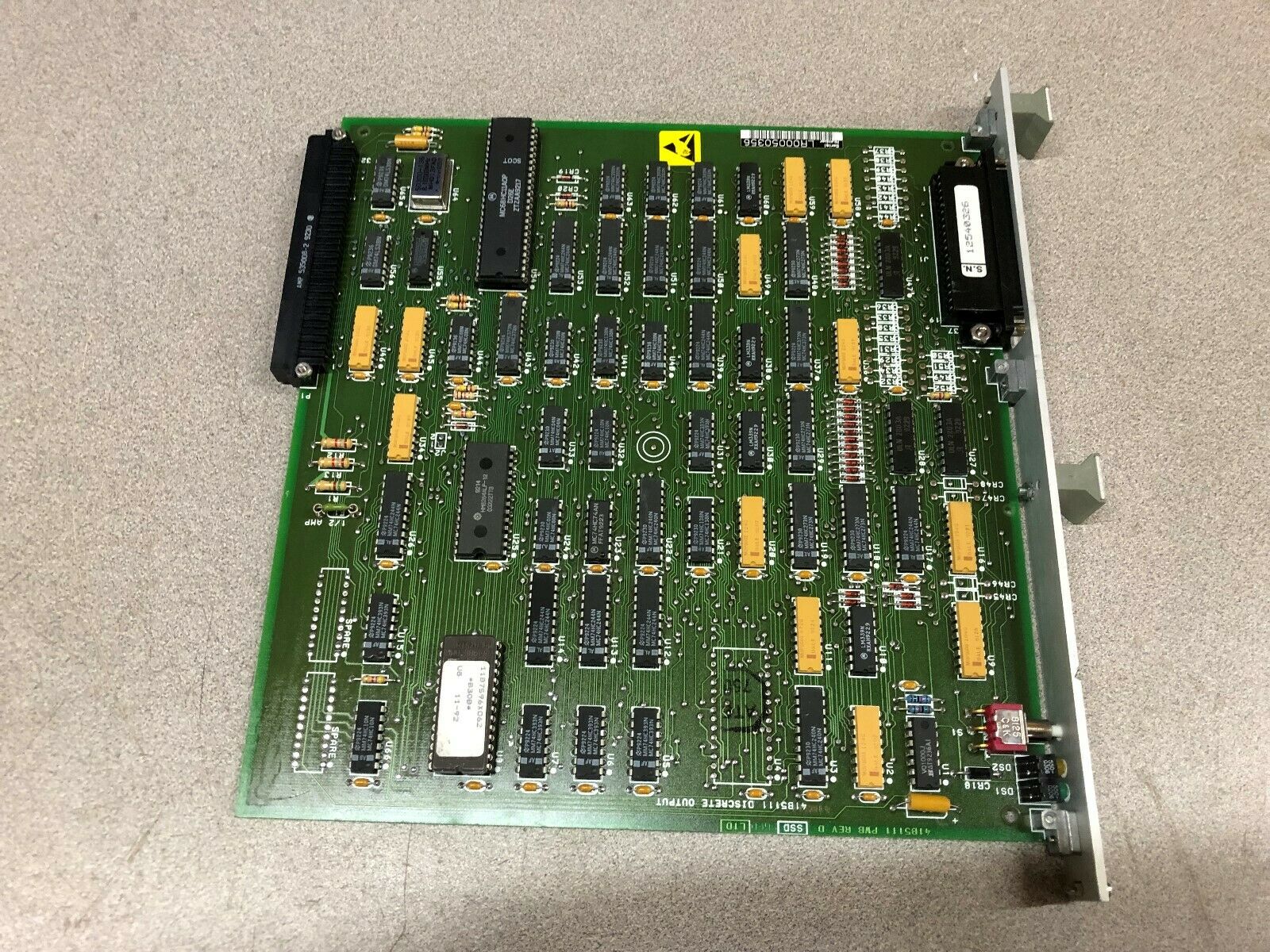 NEW NO BOX FISHER DISCRETE OUTPUT BOARD 41B5111