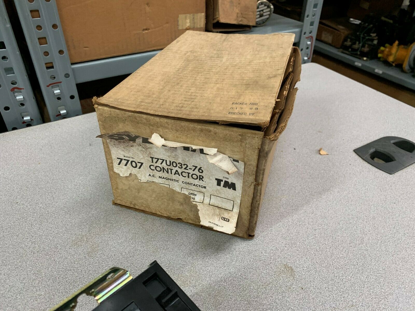 NEW IN BOX SYLVANIA CONTACTOR T77U032-76