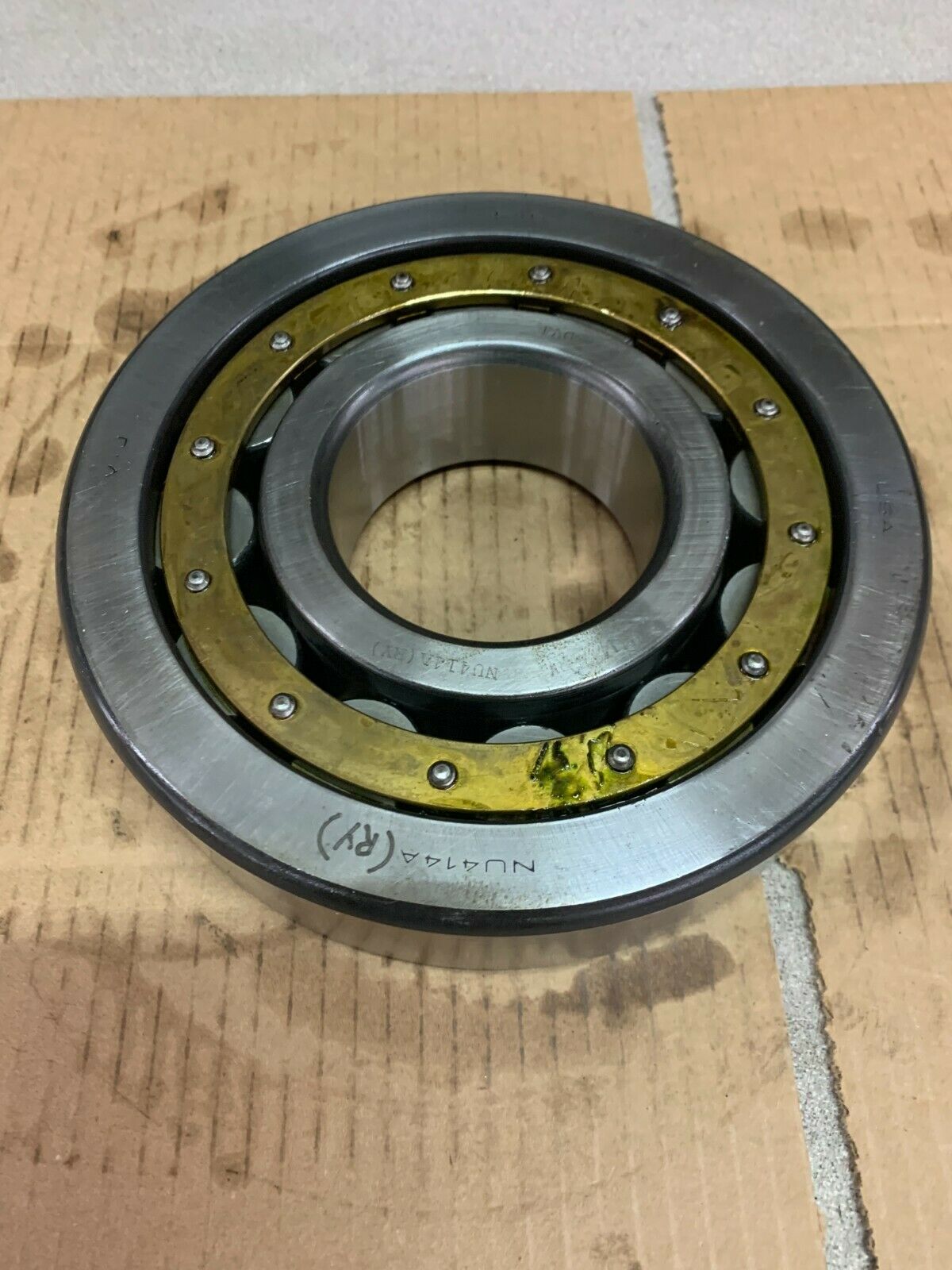 NEW NO BOX FAG CYLINDRICAL ROLLER BEARING NU414A RY