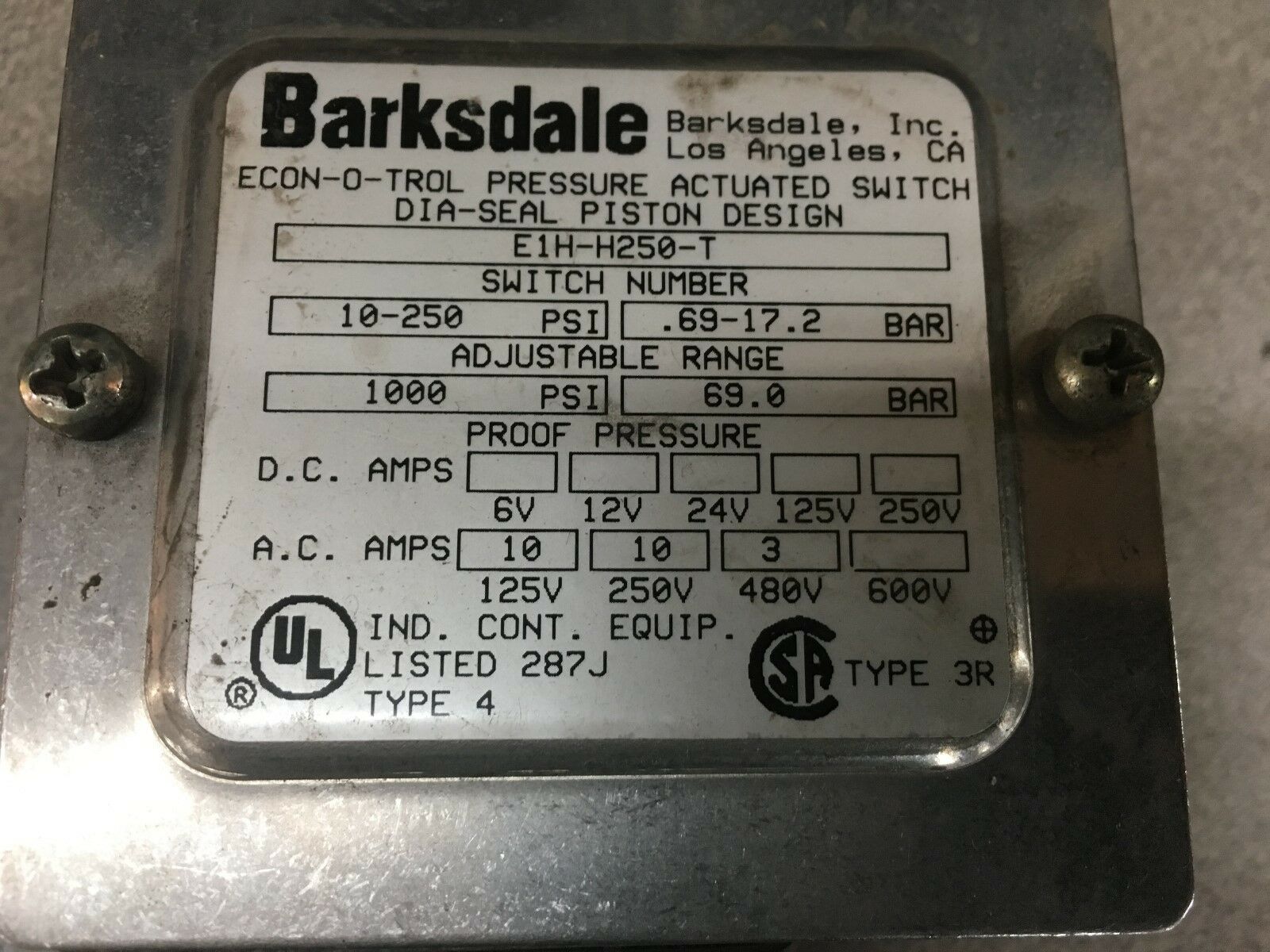 USED BARKSDALE PRESSURE SWITCH E1H-H250-T