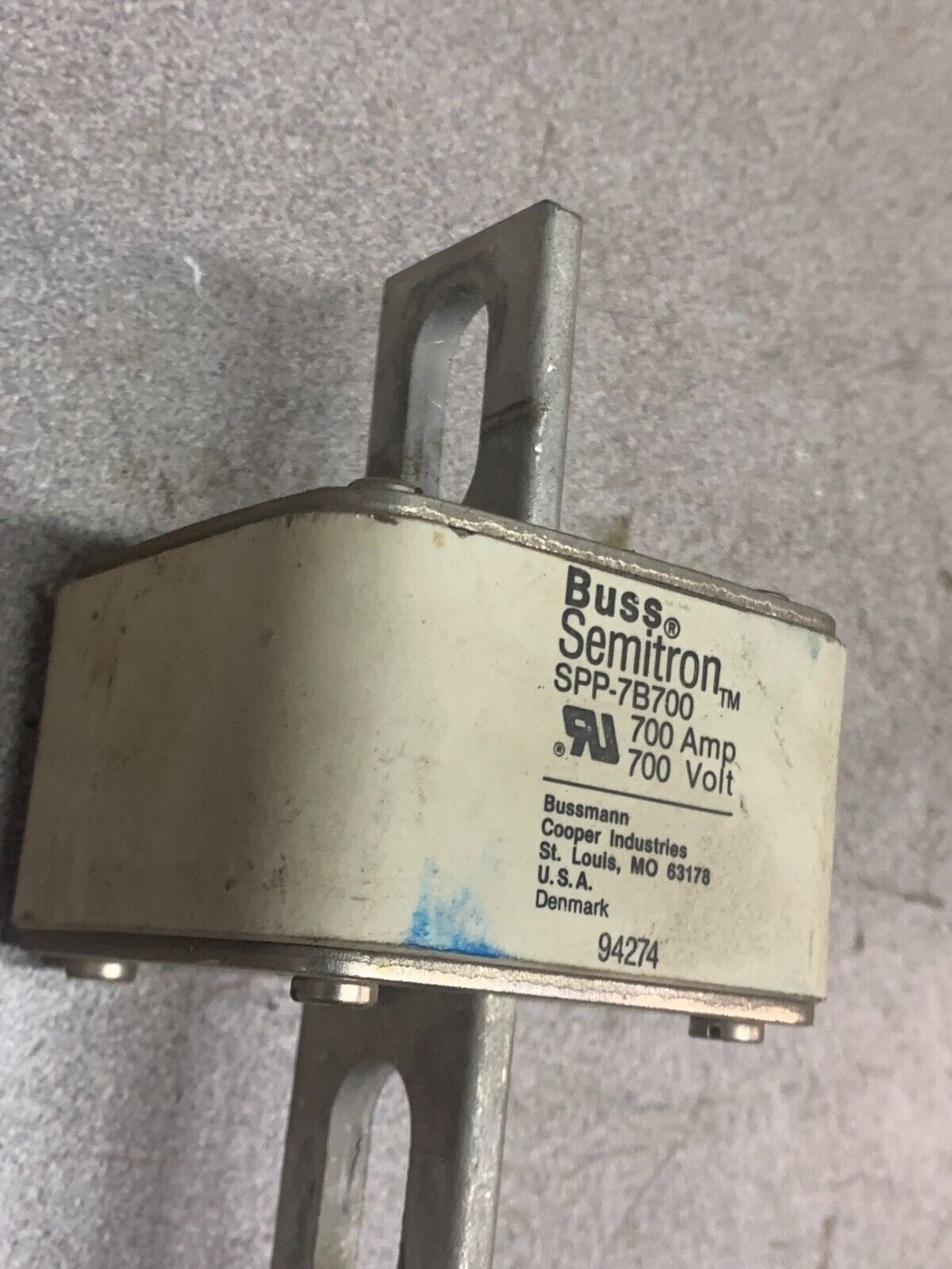 USED BUSS SEMITRON 700AMP 700 VOLT FUSE SPP-7B700