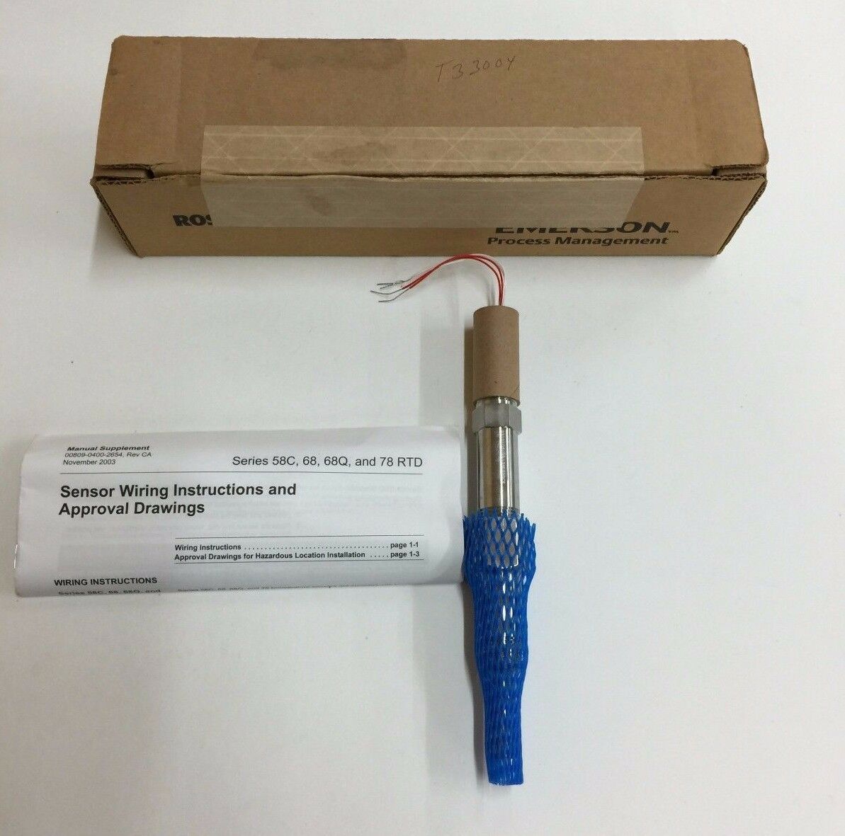 NEW IN BOX EMERSON RTD SENSOR AND THERMOWELL 0068N21N00A015T32E5