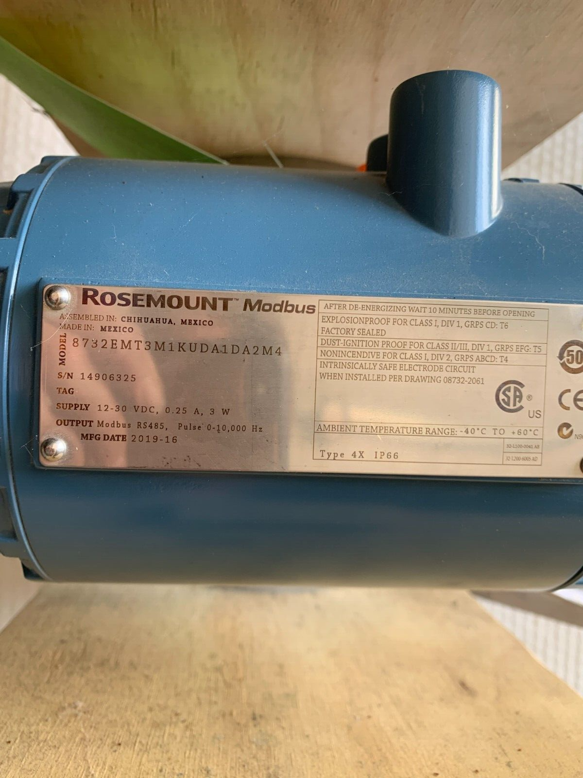 NEW NO BOX ROSEMOUNT MODBUS FLOWMETER 8732EMT3M1KUDA1DA2M4