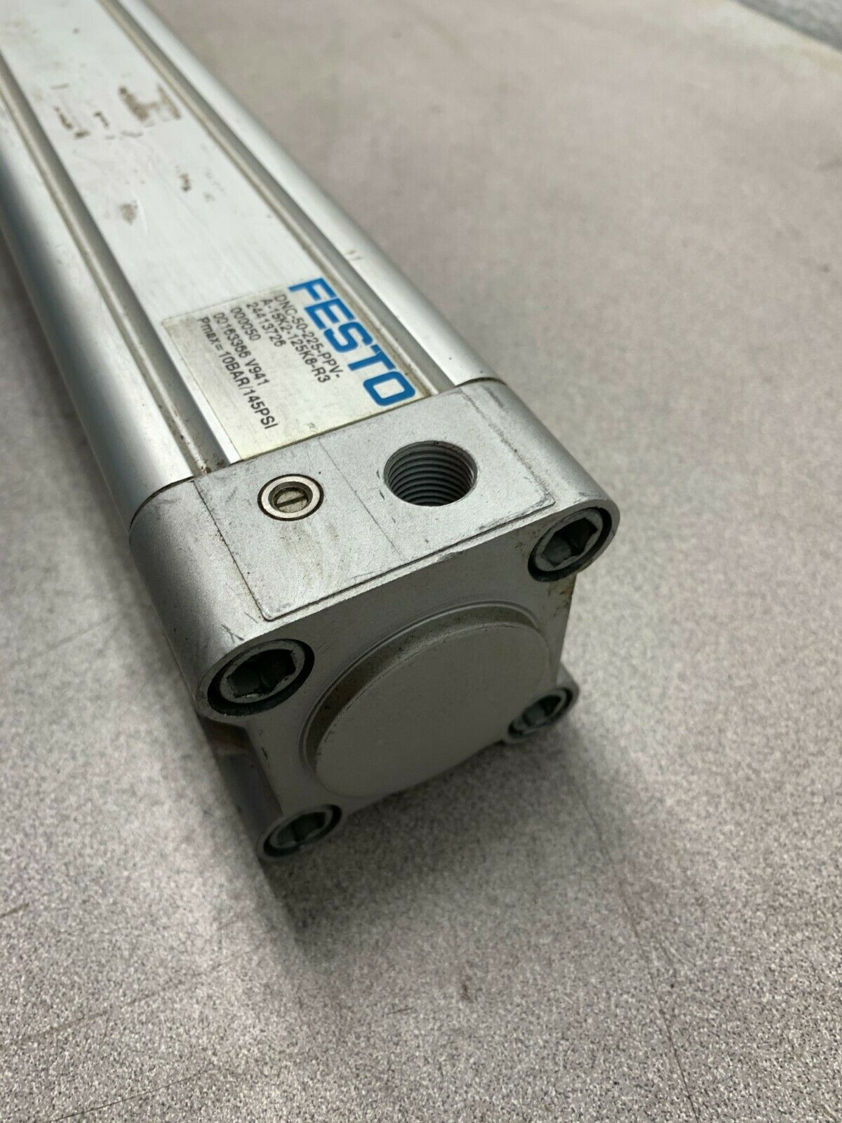 NEW NO BOX FESTO PNEUMATIC CYLINDER DNC-50-225-PPV-A-15K2-125K8-R3