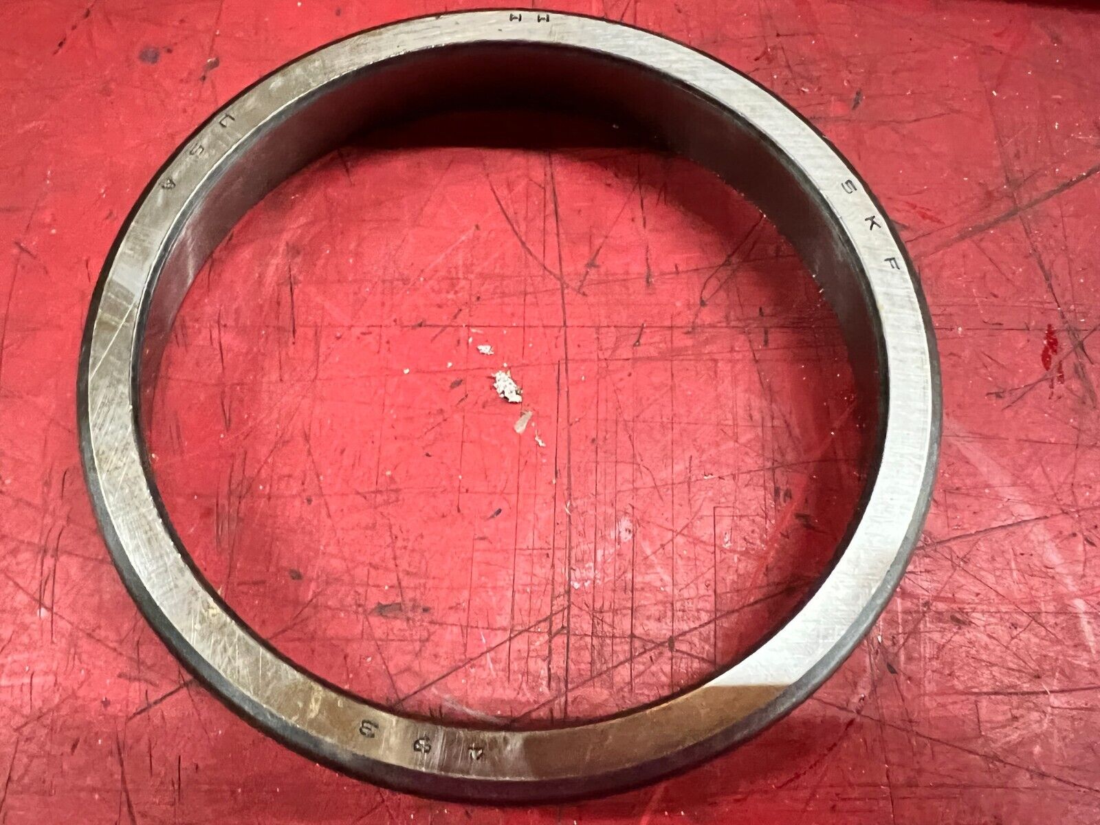 NEW IN BOX SKF BEARING RACE 493