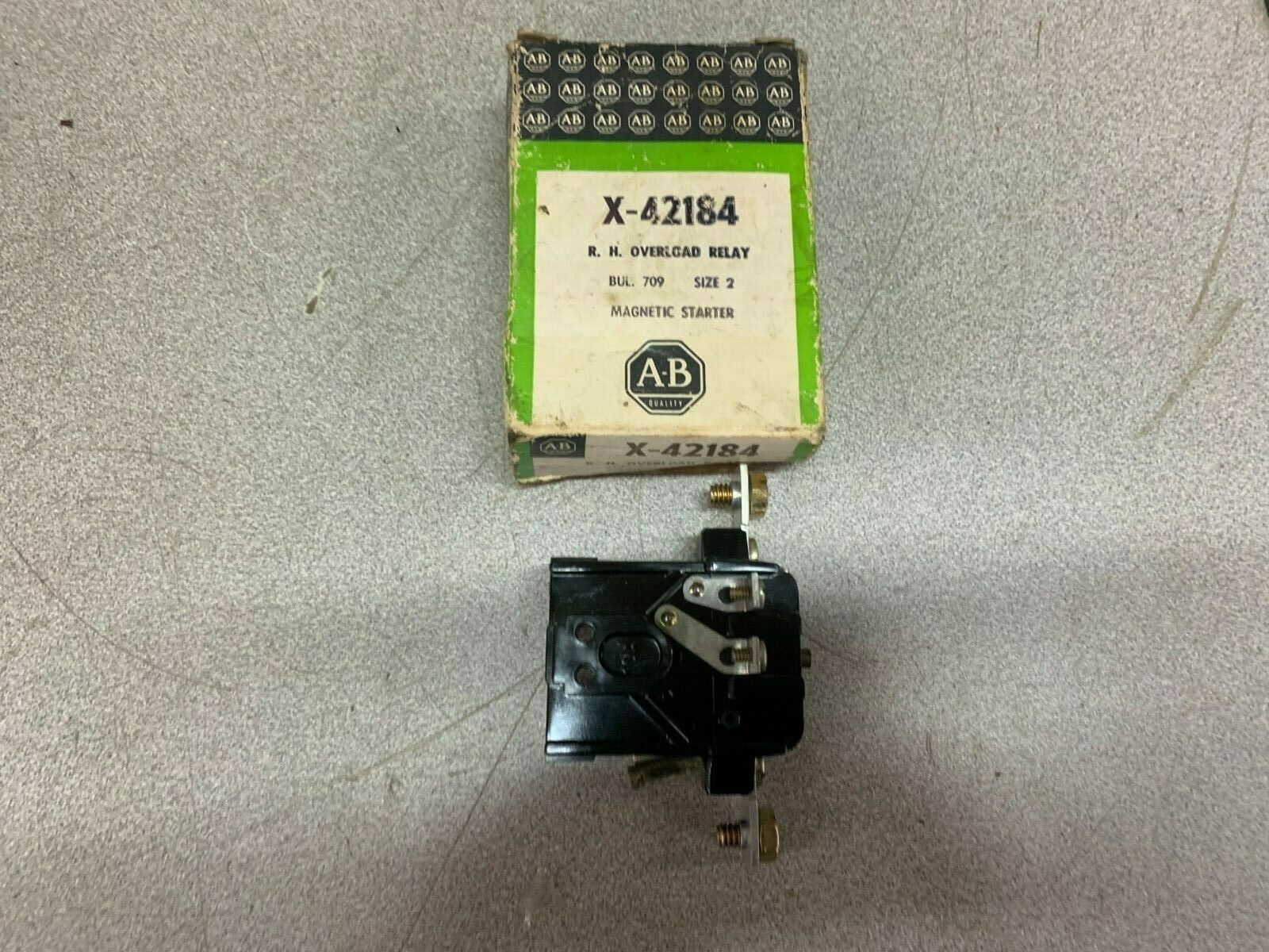 NEW IN BOX ALLEN BRADLEY OVERLOAD RELAY X-42184