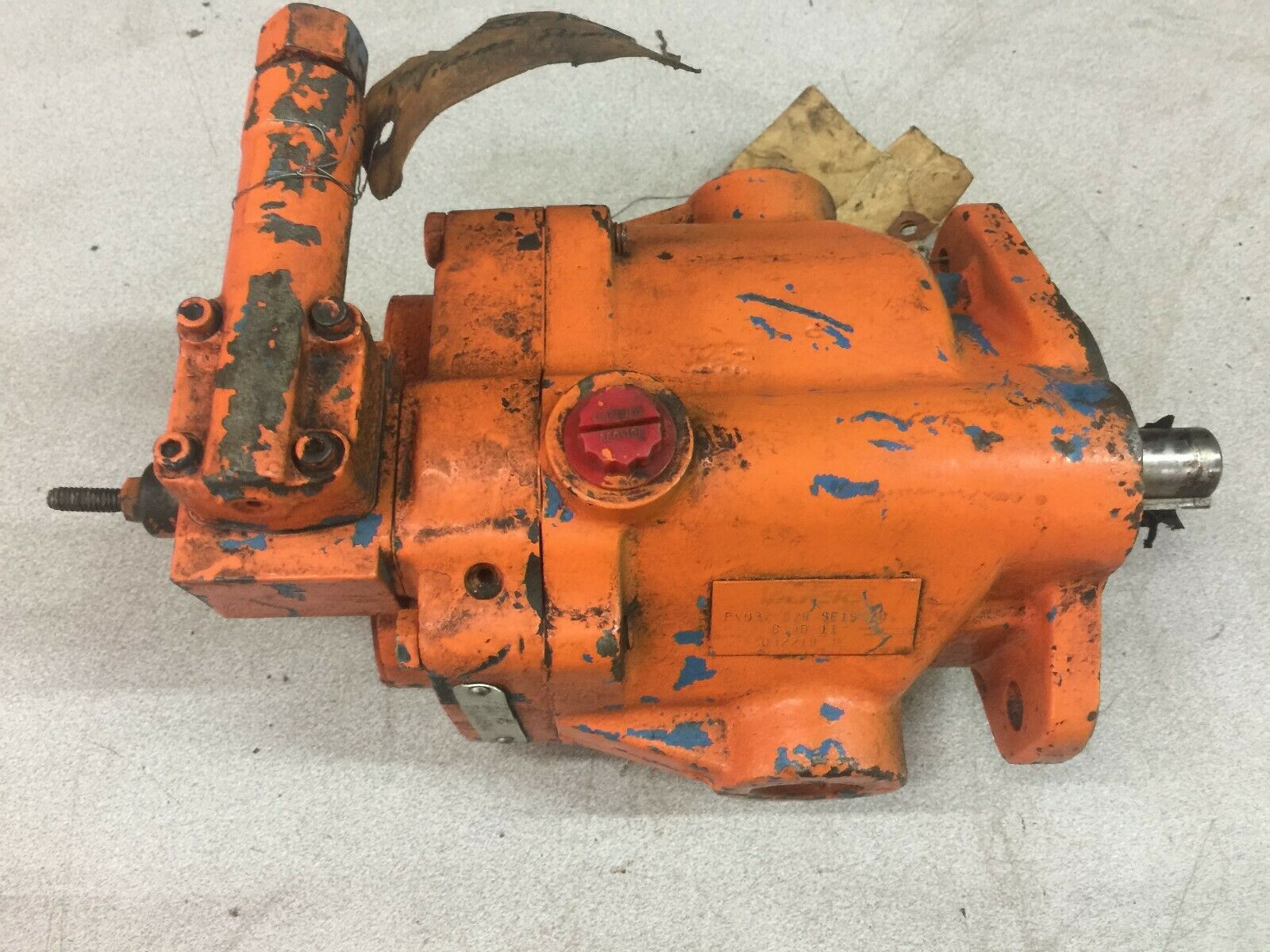 USED VICKERS HYDRAULIC PUMP PVQ32-B2R-SE1S-20