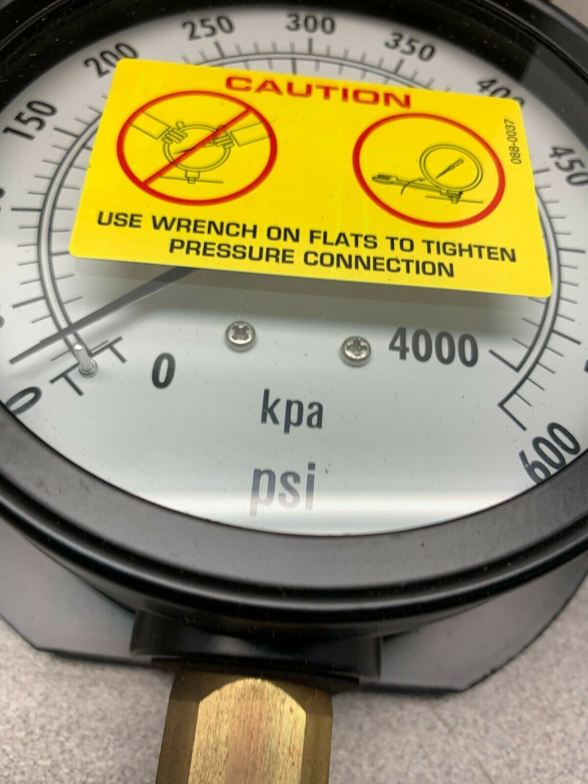 NEW IN BOX GEORGIA PACIFIC 1/4" PRESSURE GAUGE 4UG-1