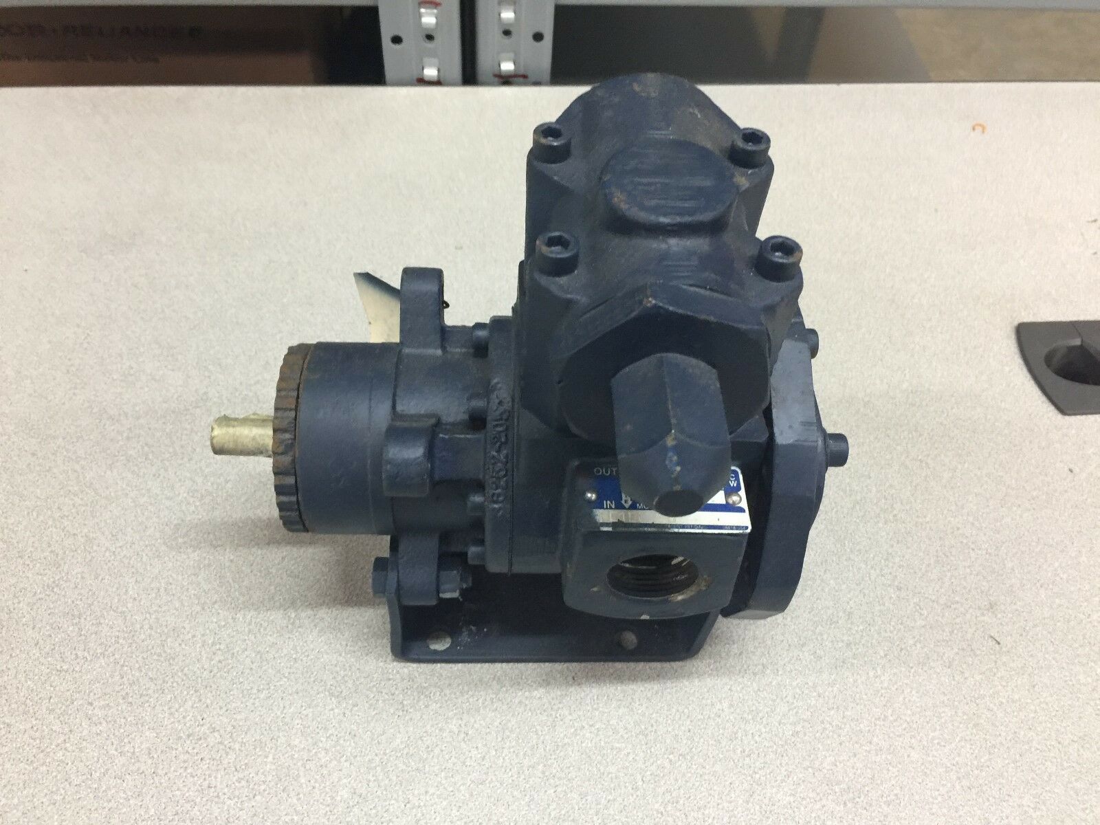 NEW NO BOX GORMAN-RUPP CO GEAR PUMP GHC1DC3-B