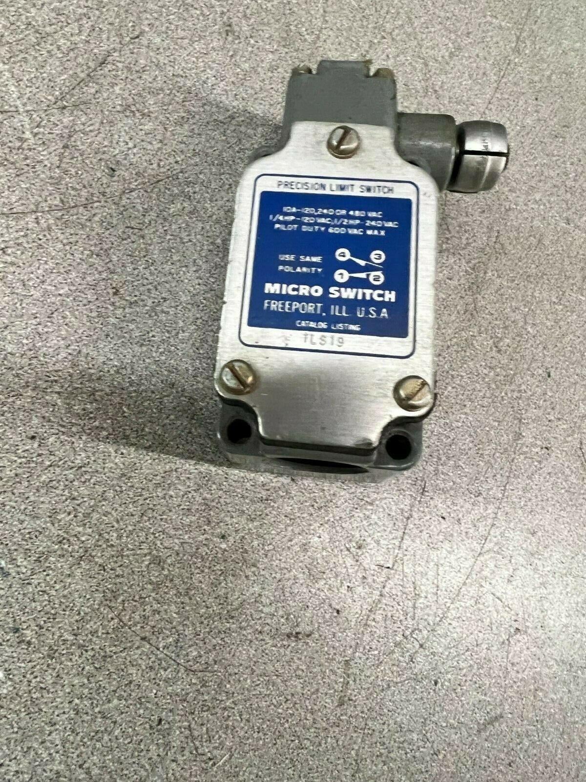 NEW NO BOX MICRO LIMIT SWITCH 1LS19