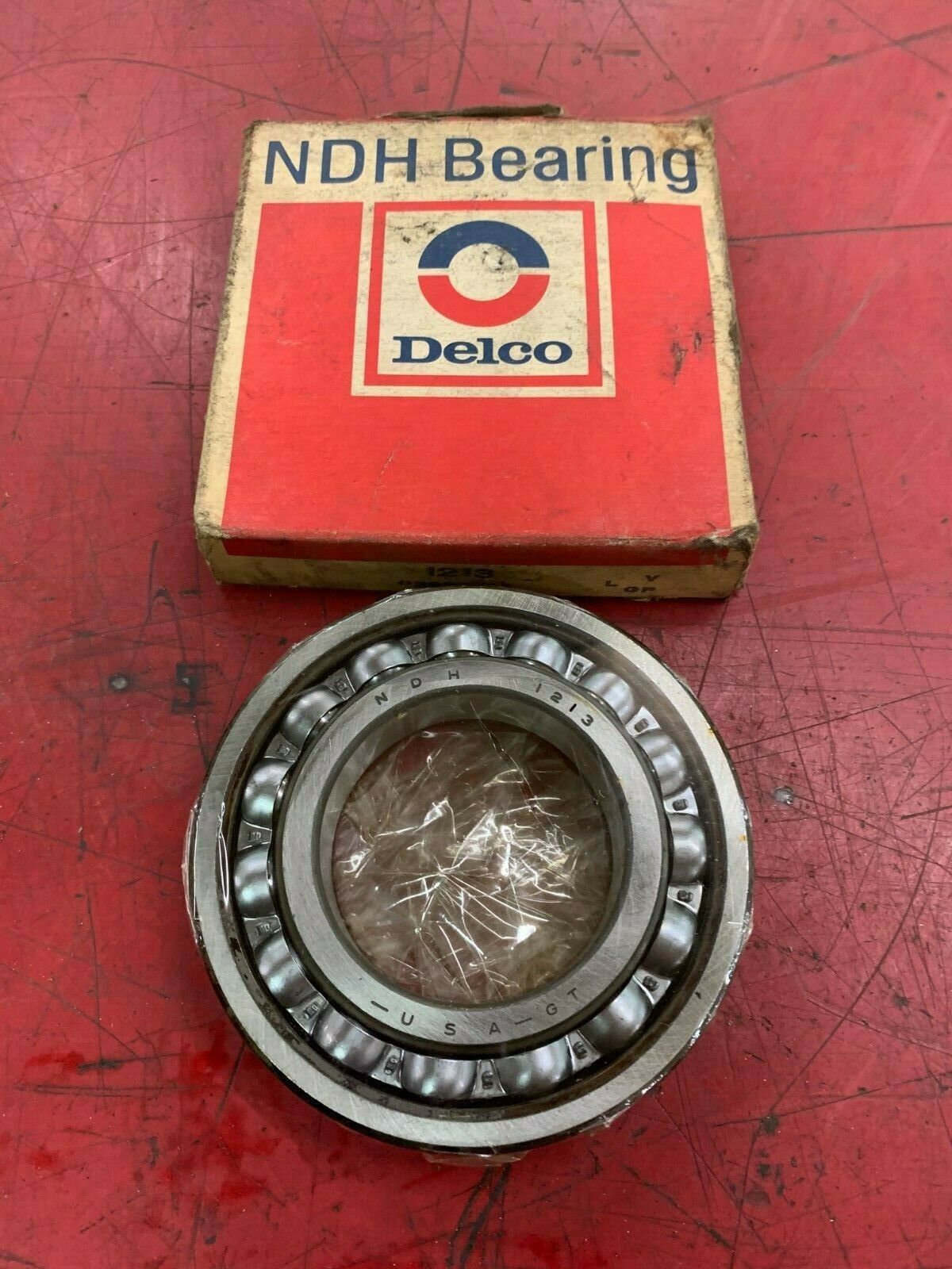 NEW IN BOX NDH ROLLER BEARING 1213