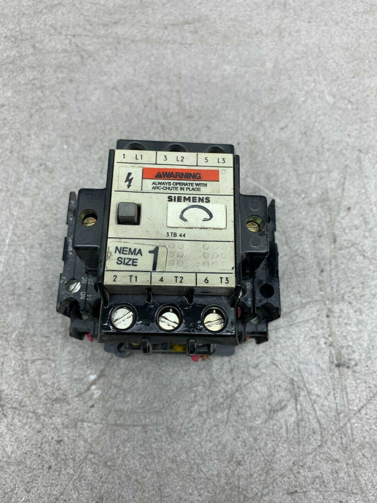 USED SIEMENS MOTOR STARTER 3TB44-17OA