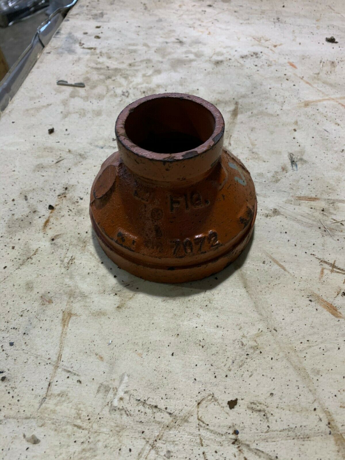 NEW NO BOX GRUVLOK 7072 Concentric Reducer 4" X 2" PIPE FITTING