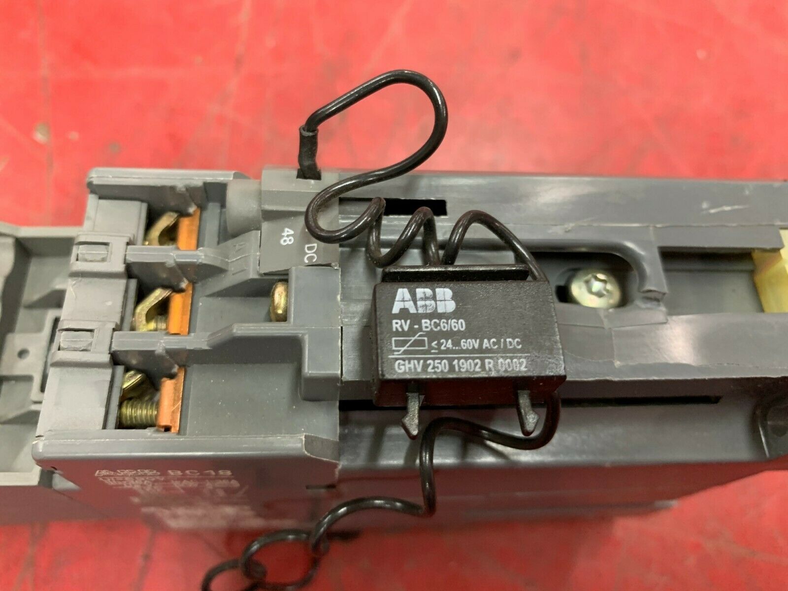 USED ABB CONTACTOR BC18-30-22