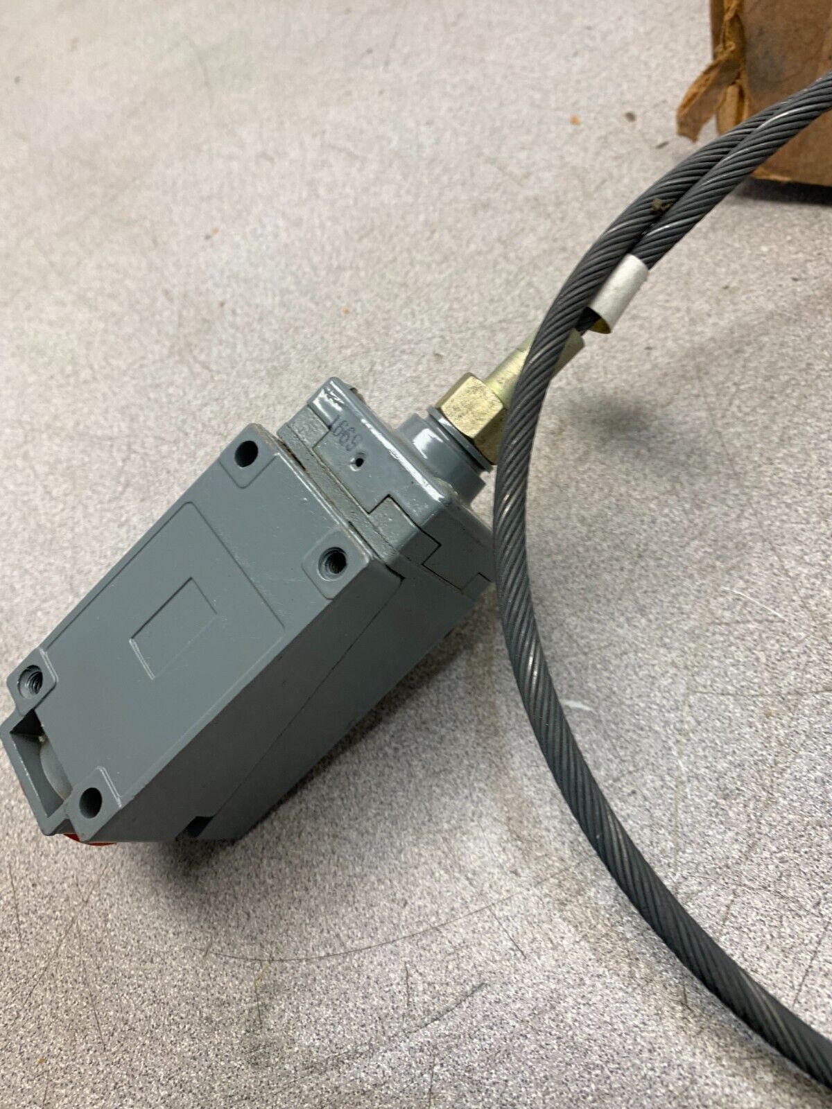 NEW IN BOX SQUARE D HEAVY DUTY LIMIT SWITCH 9007 B54ECRB1