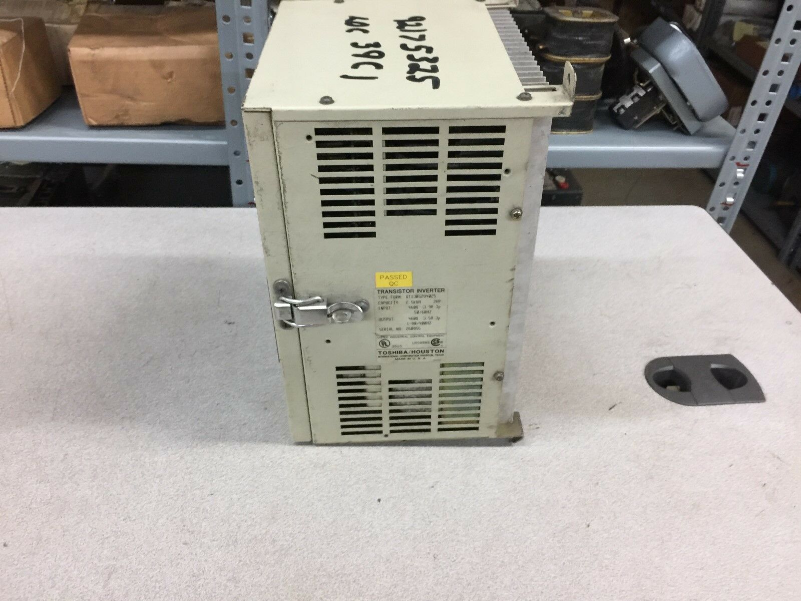 USED TOSHIBA TRANSISTOR INVERTER 2HP 460V VT130G2U4025