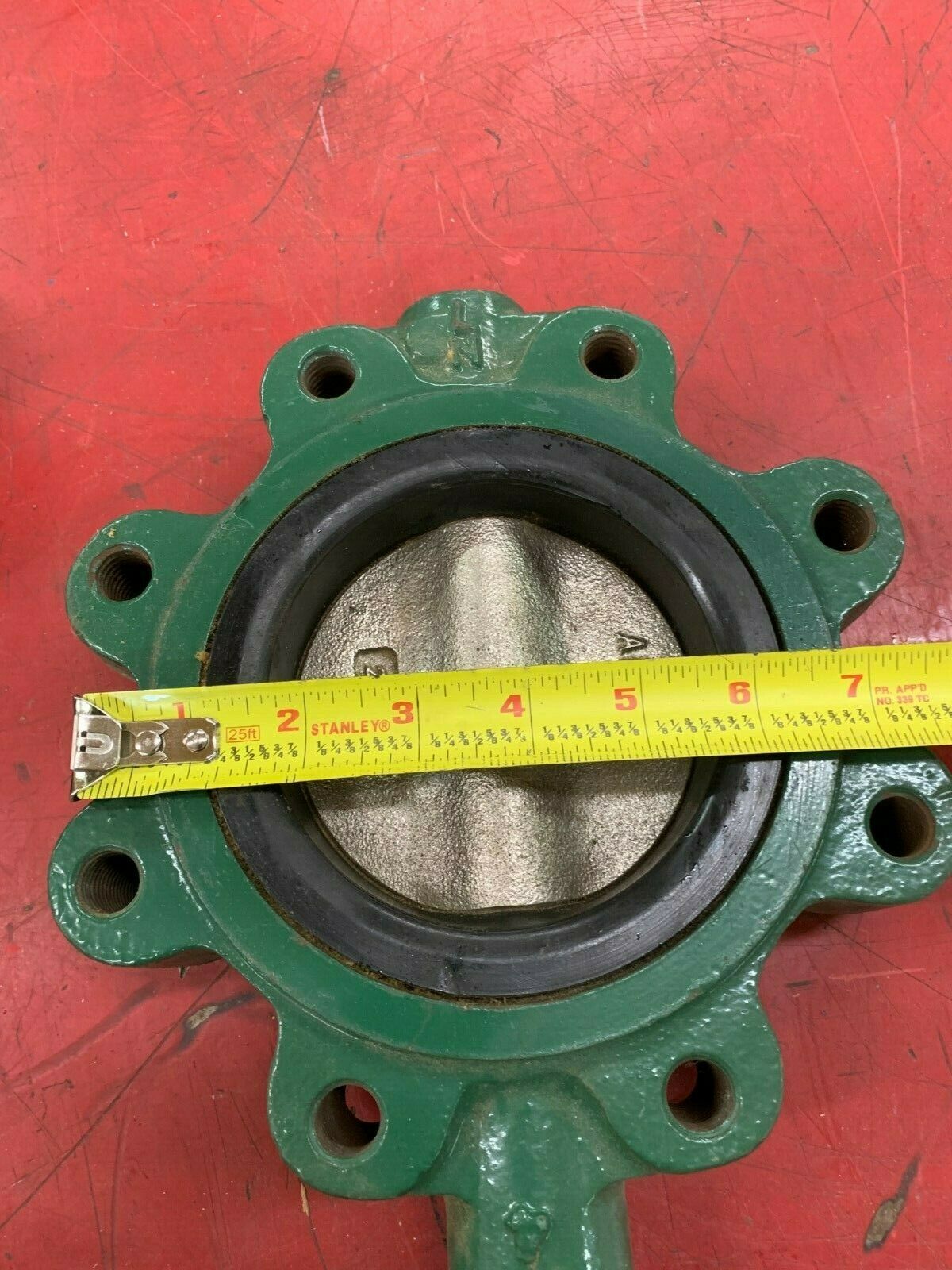 NEW CENTERLINE 50 SERIES 200 BUTTERFLY VALVE 4" WITH XS8-C40FP260H7 SENSOR