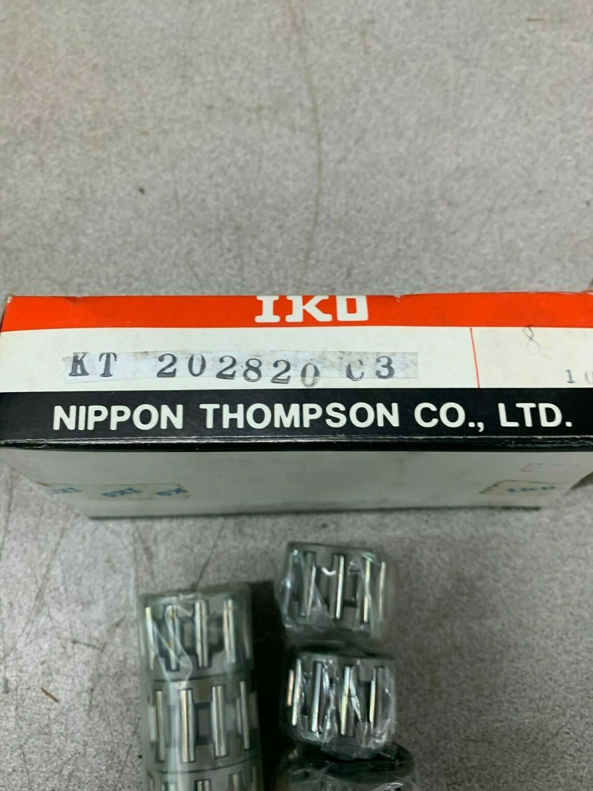 NEW BOX OF 8 IKO NEEDLE BEARING CAGES KT 202820 C3