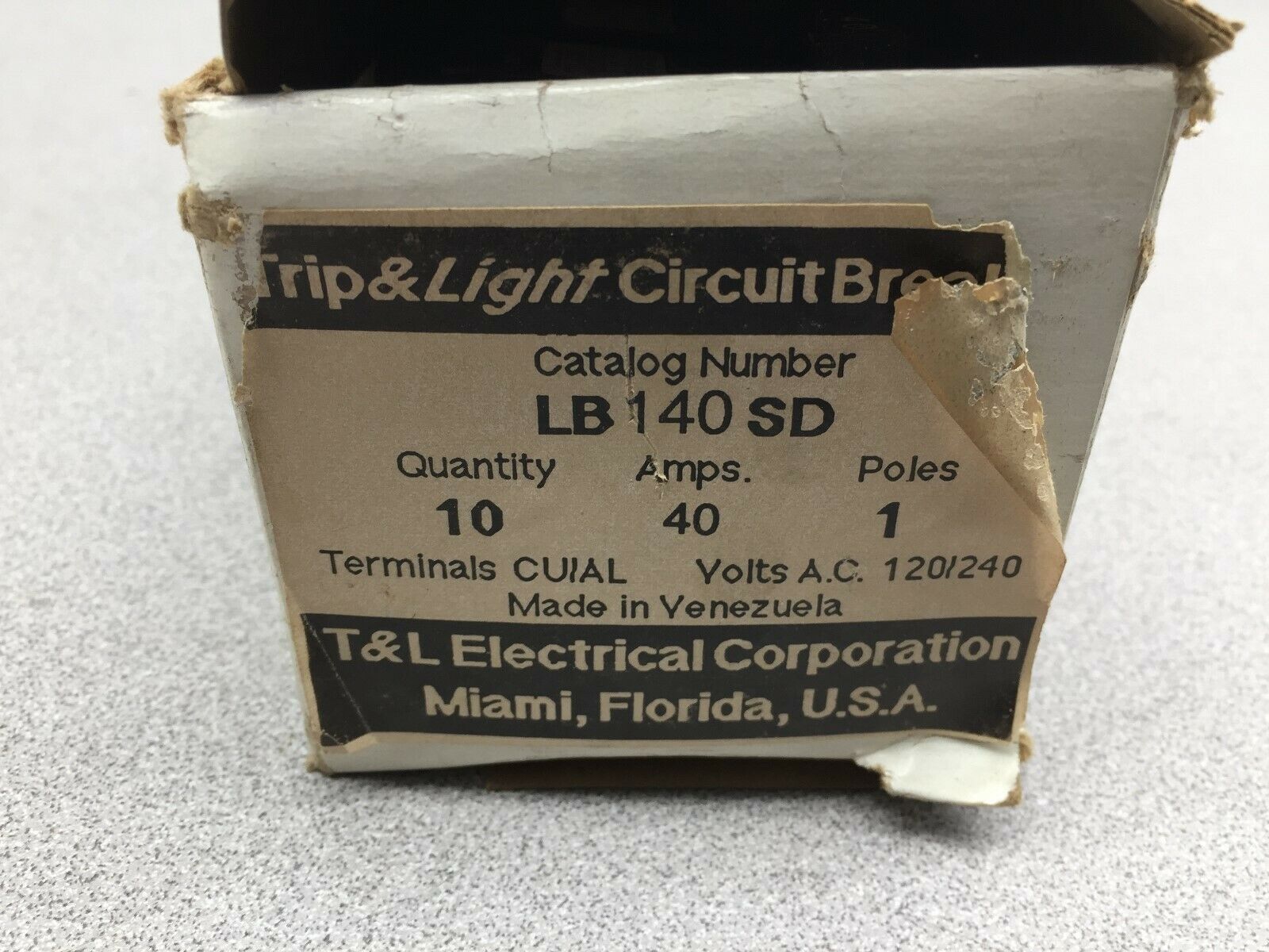 NEW IN BOX OF 10 T&L ELEC 40AMP 1POLE 120/240VAC BREAKER LB140SD