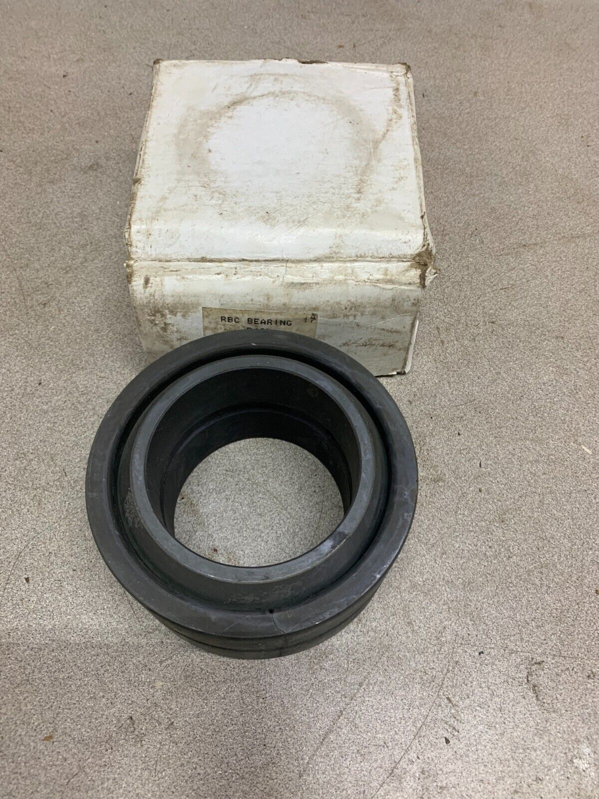 NEW IN BOX RBC SPHERICAL PLAIN BEARING B48L