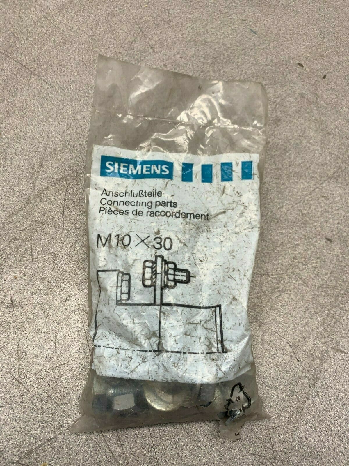 LOT OF 2 NEW IN BOX SIEMENS CONNECTING PARTS M10X30