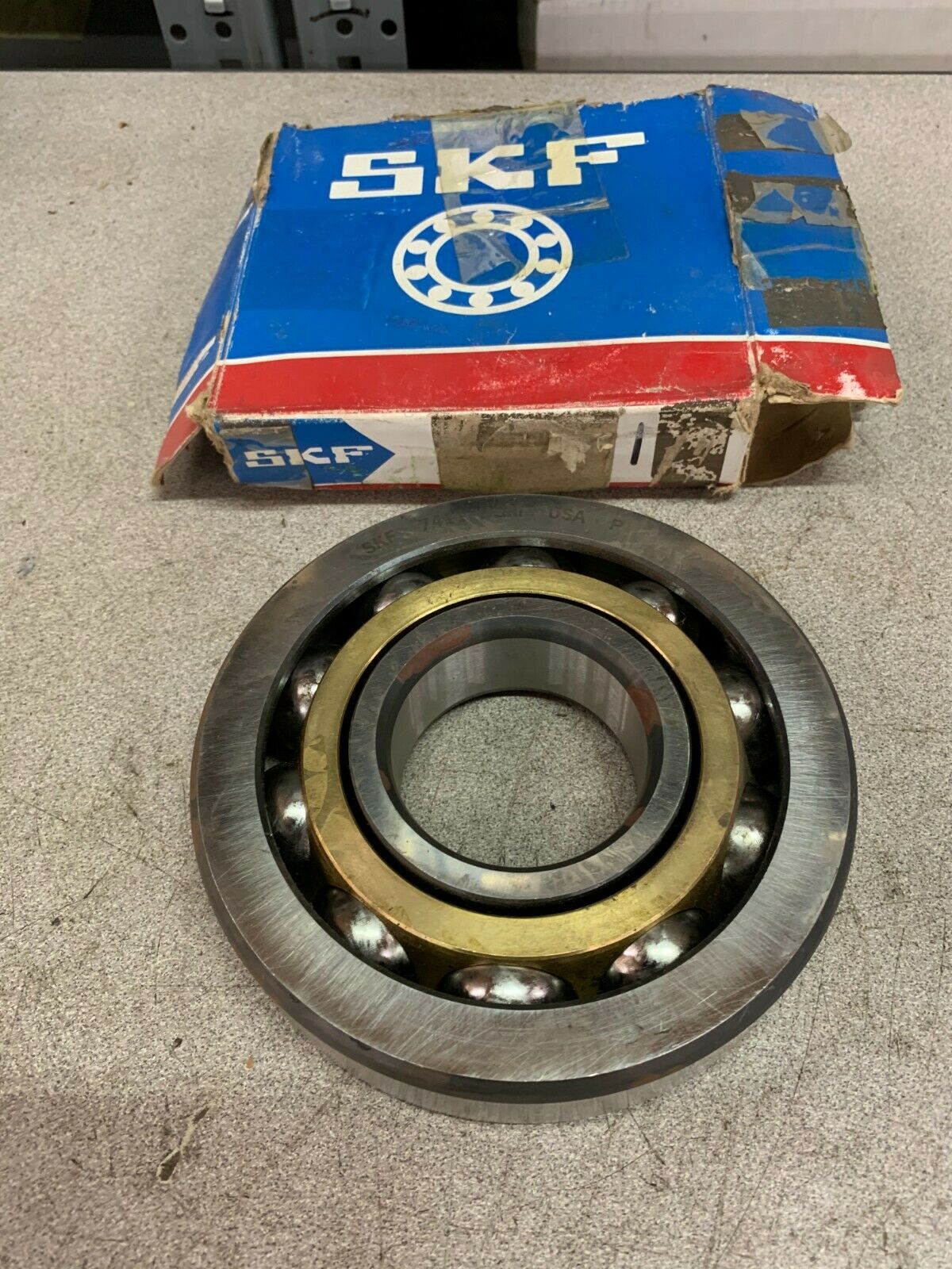 NEW SKF BOX ANGULAR CONTACT BALL BEARING 7411 BGM