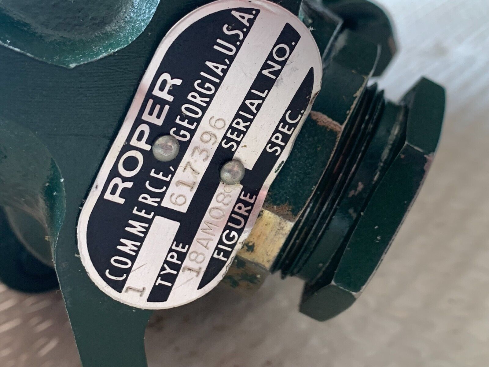 NEW ROPER HYDRAULIC GEAR PUMP 1-1/4" NPT PORTS 18AM08