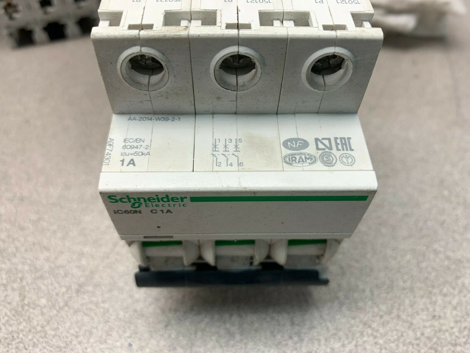 USED SCHNEIDER ELECTRIC IC60N C1A BREAKER IEC/EN 60898-1