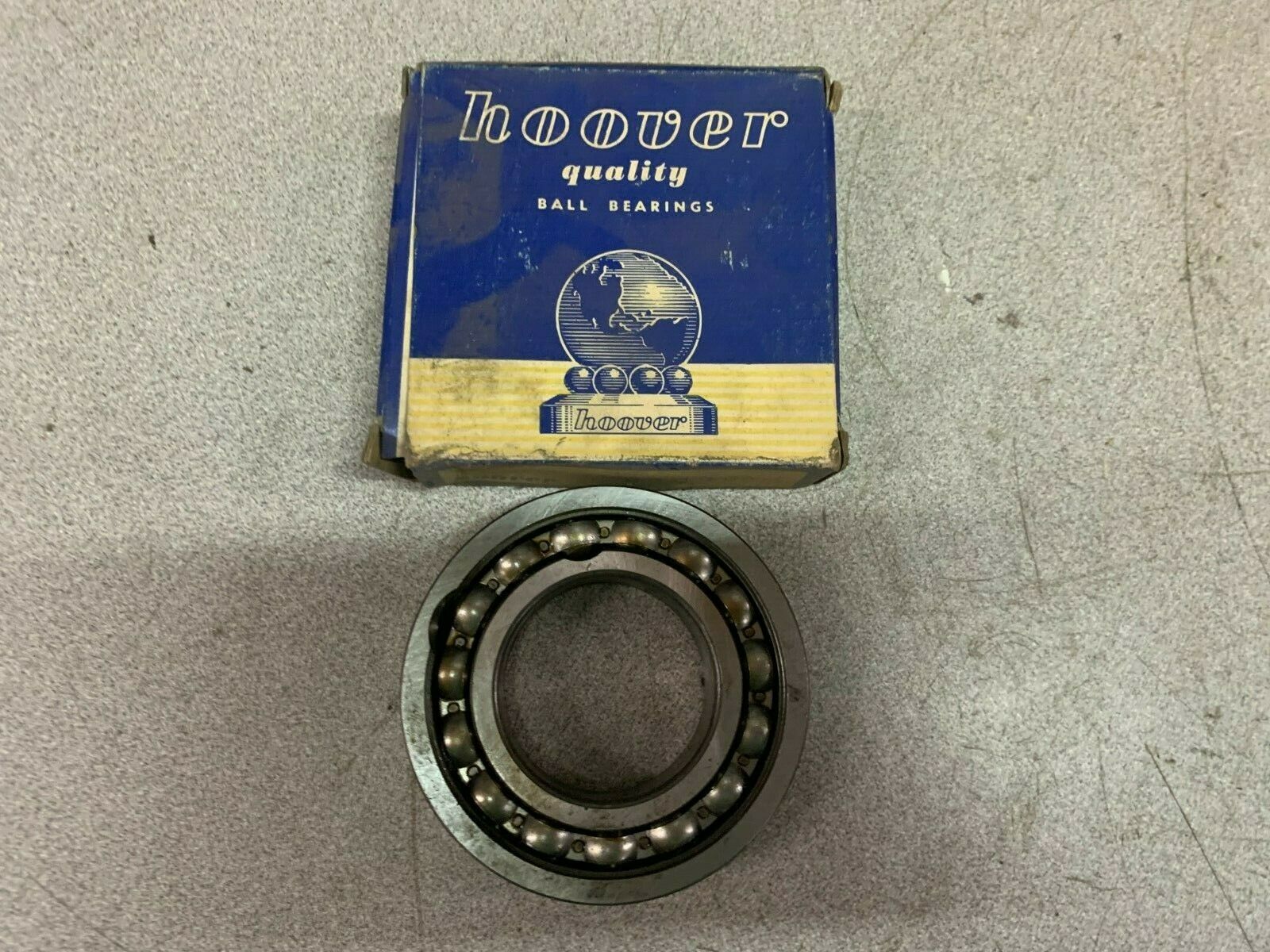 NEW IN BOX HOOVER ROLLER BEARING M209C