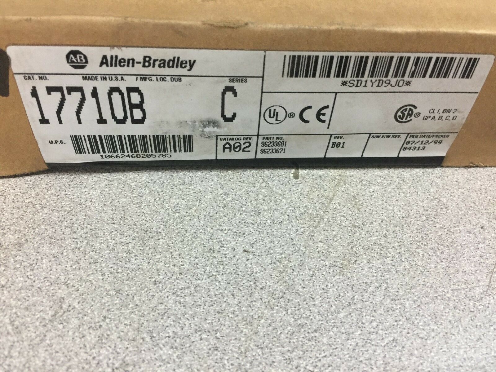 NEW IN FACTORY SEALED BOX ALLEN BRADLEY PLC 5 12-24 VDC OUTPUT MODULE 1771OB