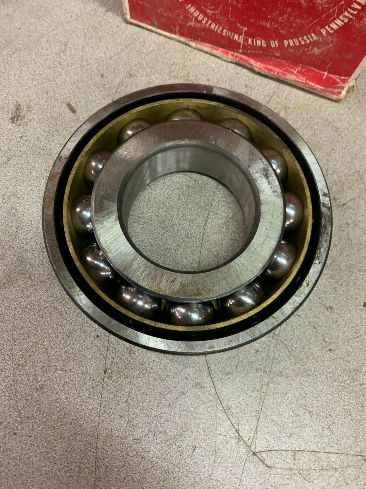 NEW IN BOX SKF ANGULAR CONTACT BALL BEARING 7314 BYG