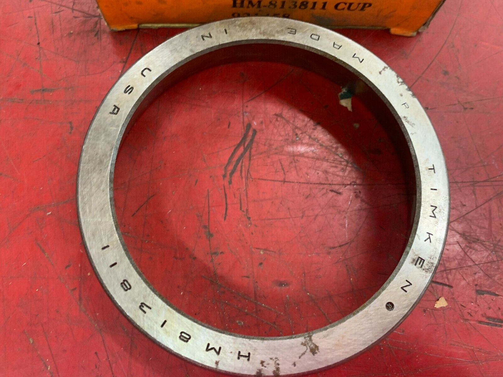 NEW IN BOX TIMKEN BEARING RACE HM813811