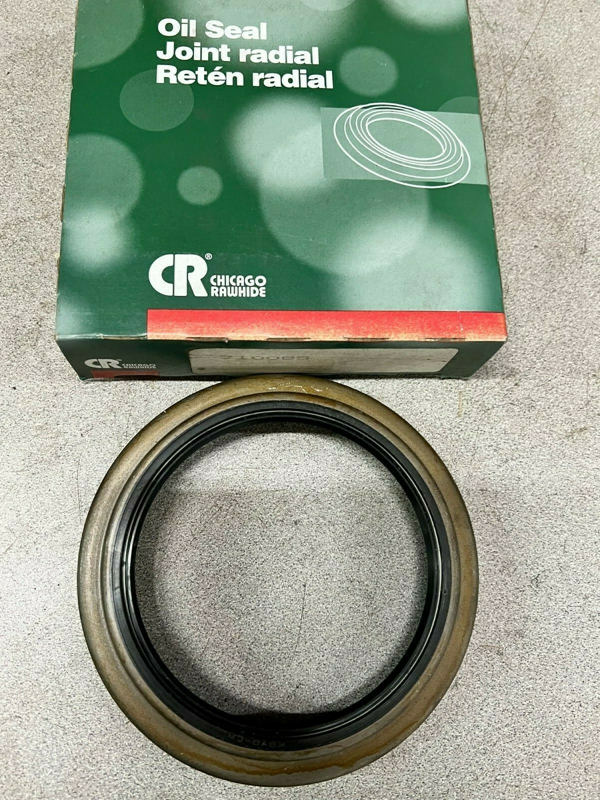 NEW IN BOX CHICAGO RAWHIDE 710085 OILSEAL 37408