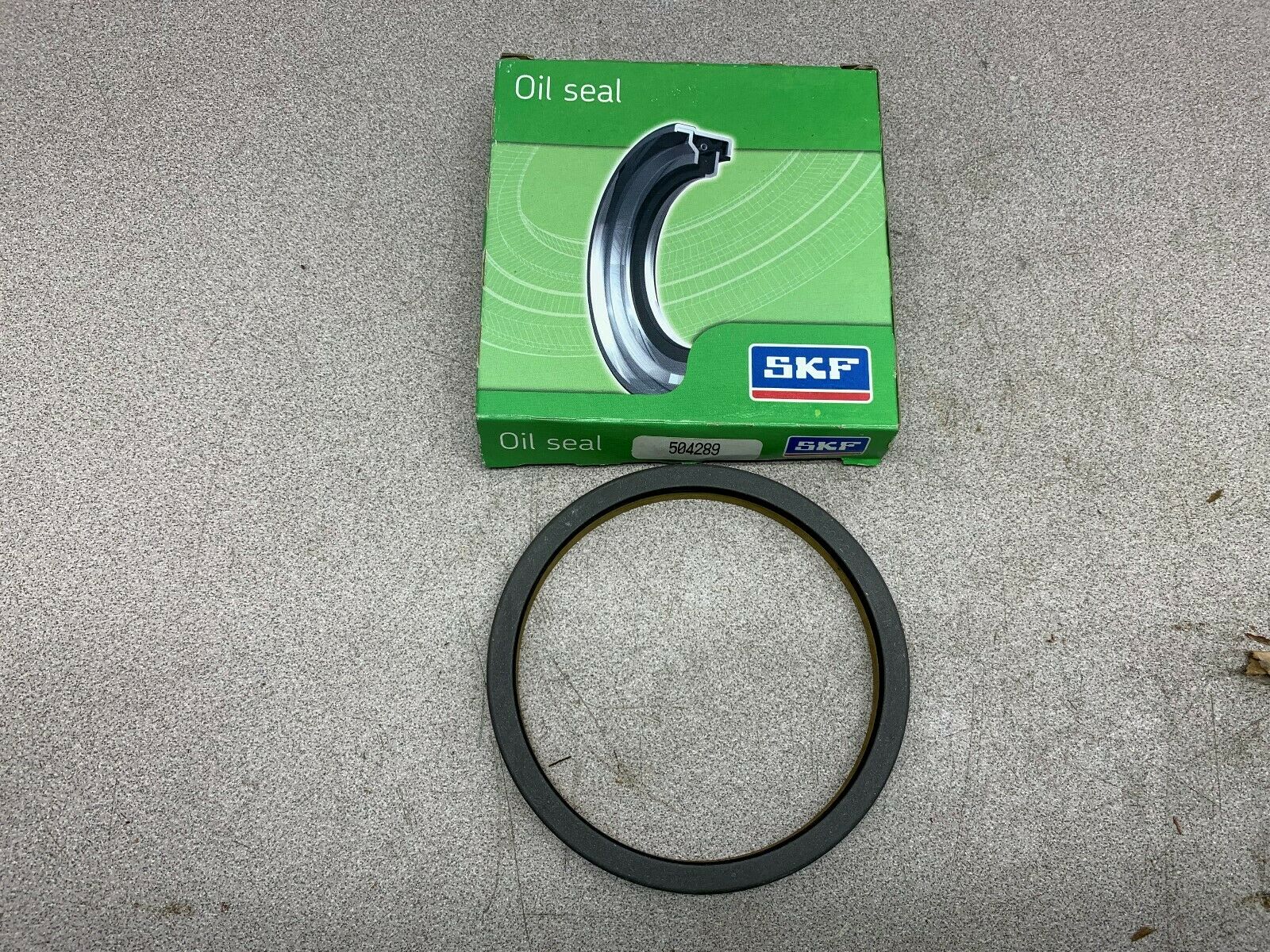 NEW IN BOX SKF SEAL 504289