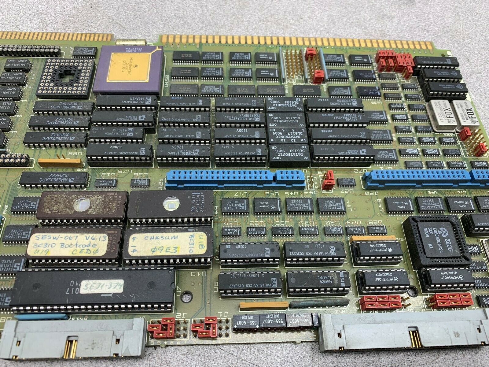 USED MOTOROLA PCB CIRCUIT BOARD 20 MHZ 9011-10