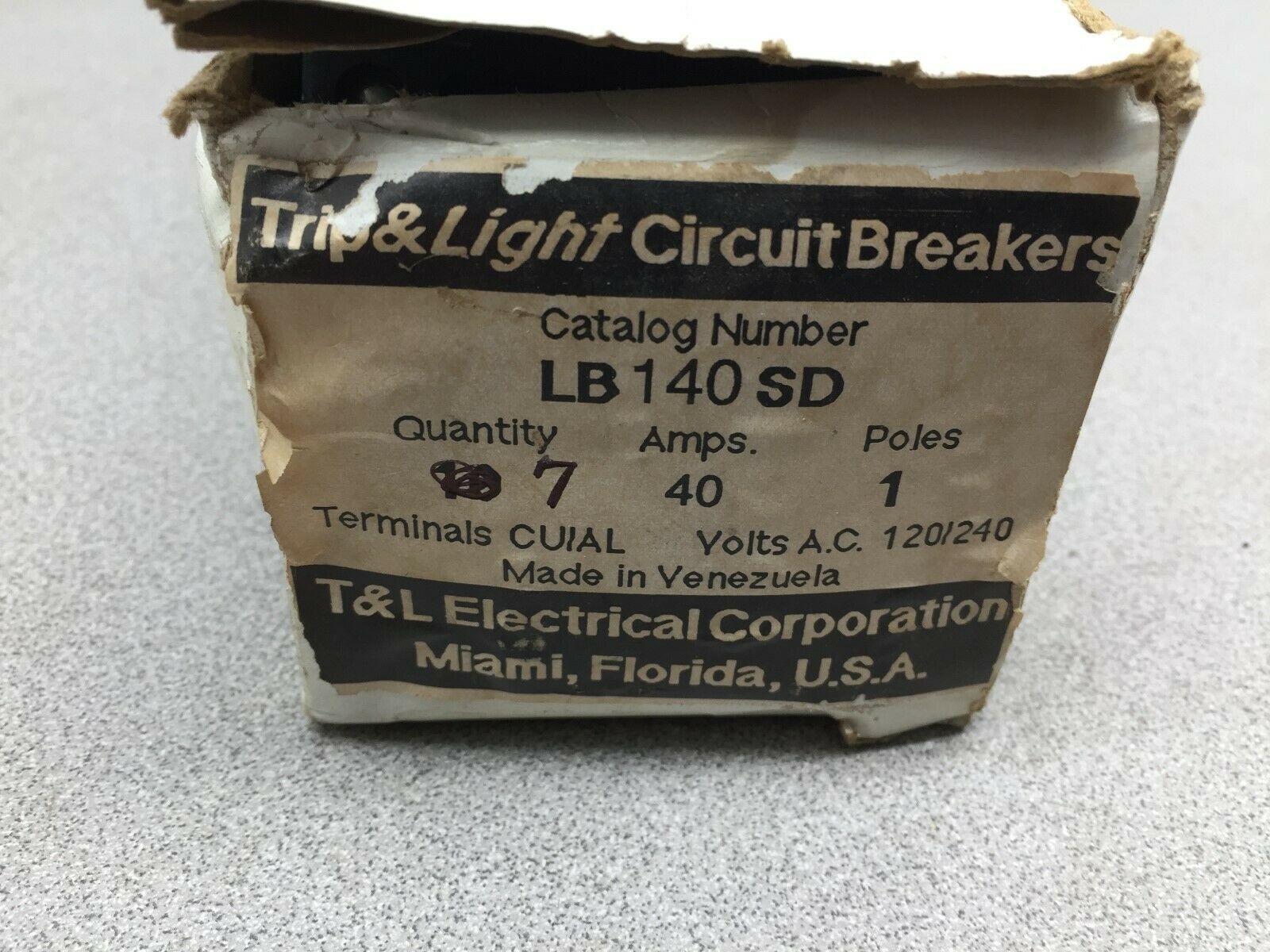 NEW IN BOX OF 7 T&L 40AMP 1POLE 120/240VAC BREAKER LB140SD