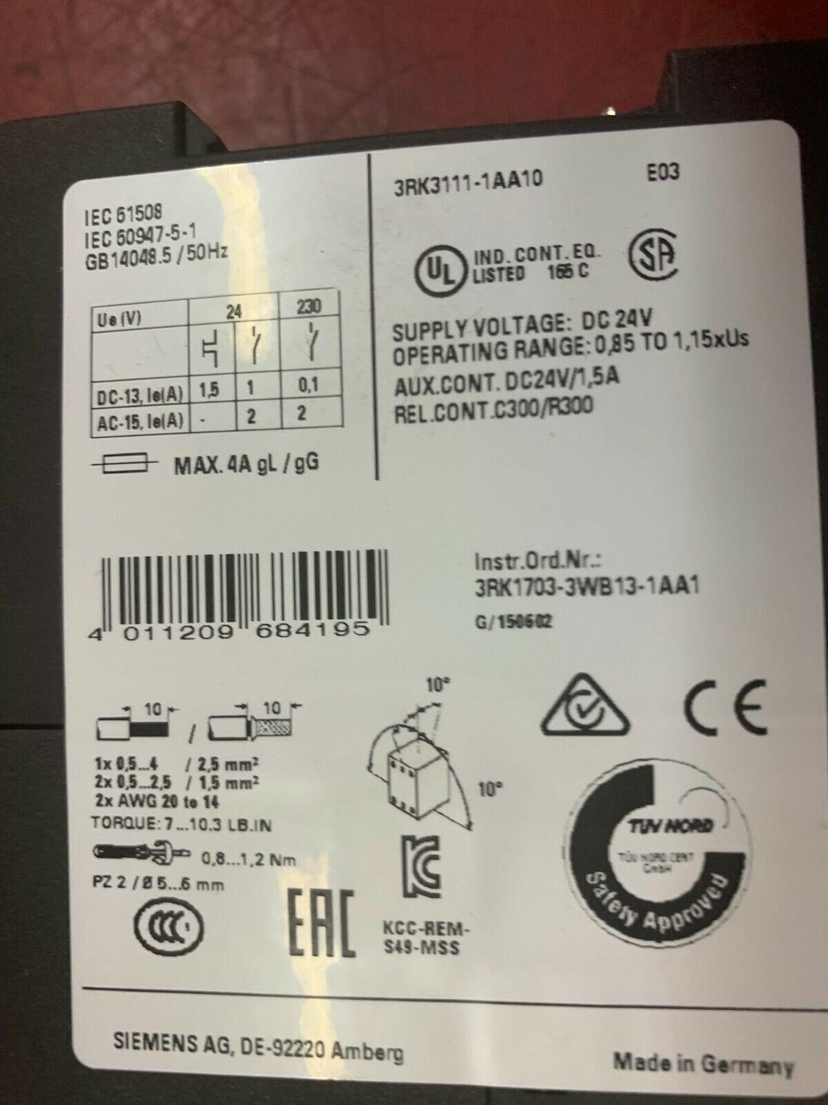 NEW IN BOX SIEMENS SAFETY MODULE 3RK3111-1AA10