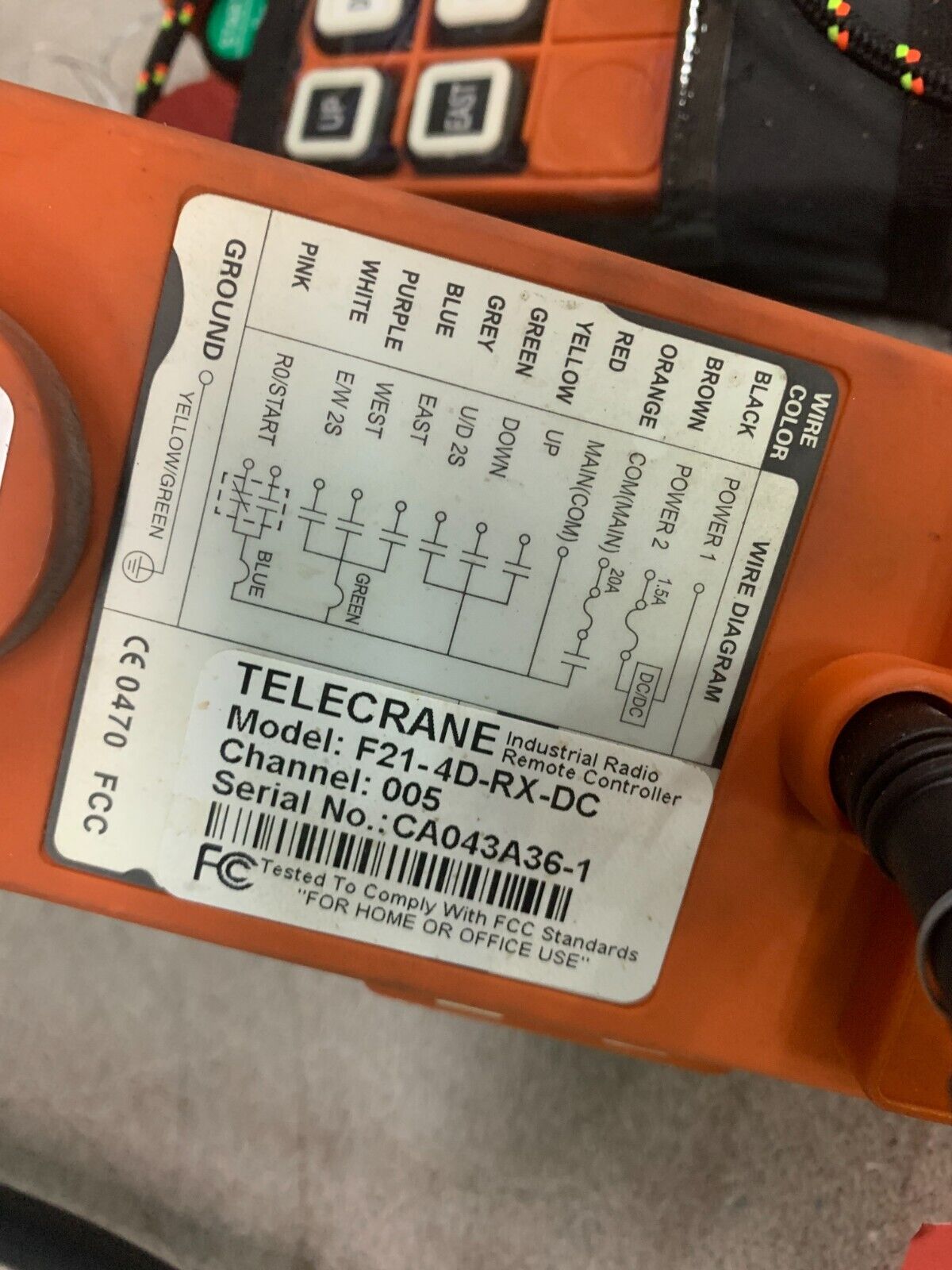 USED TELECRANE INDUSTRIAL RADIO REMOTE CONTROLLER F21-4D-RX-DC WITH F21-4D-TX