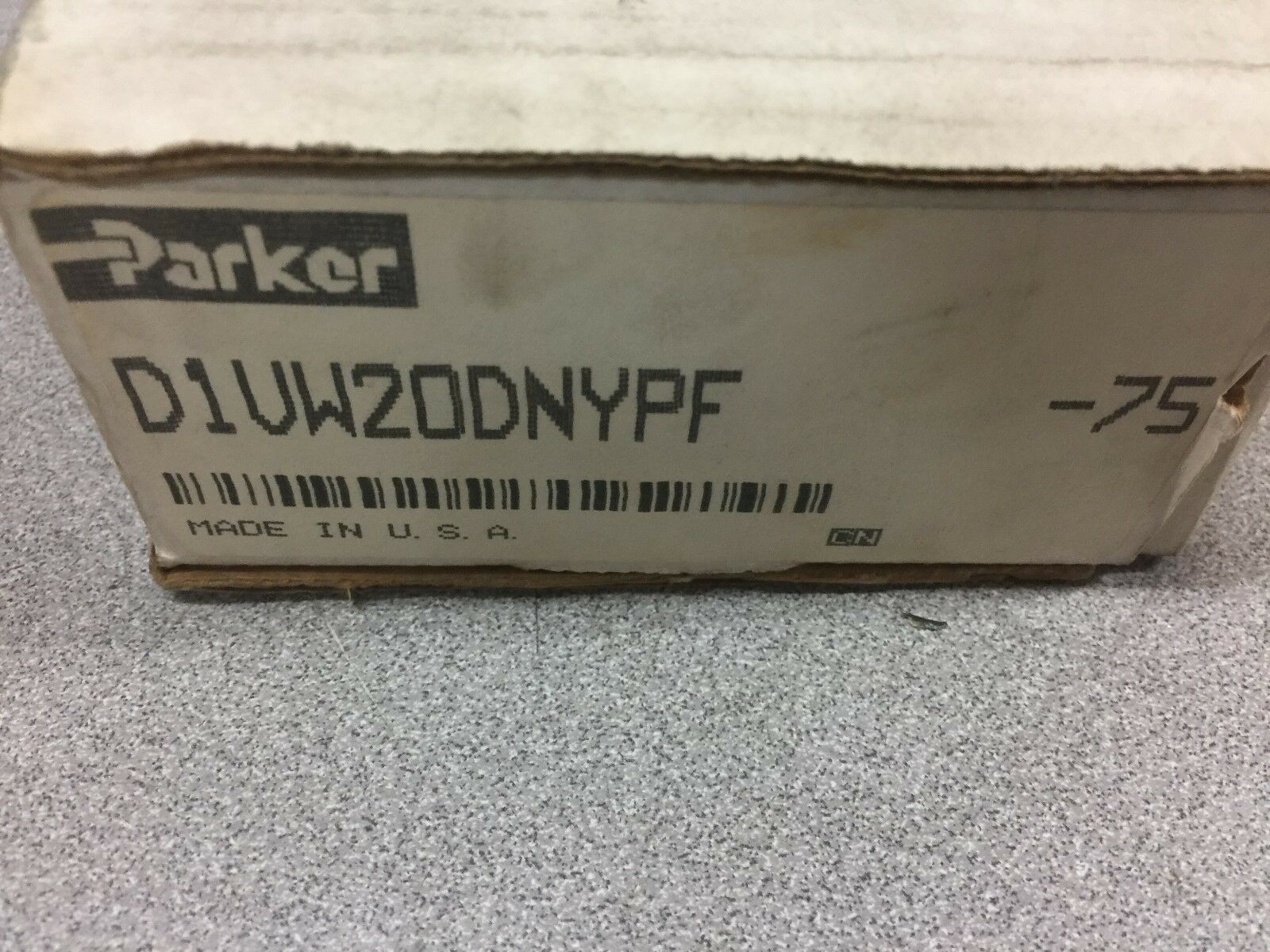 NEW IN BOX PARKER SOLENOID VALVE D1VW20DNYPF-75