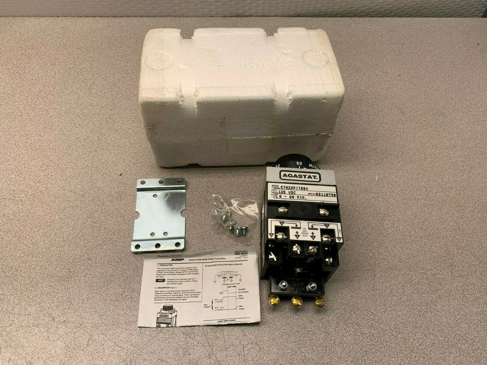 NEW AGASTAT 125 VDC. TIMER 6-60 MIN. TIMING RELAY E7022PIT004