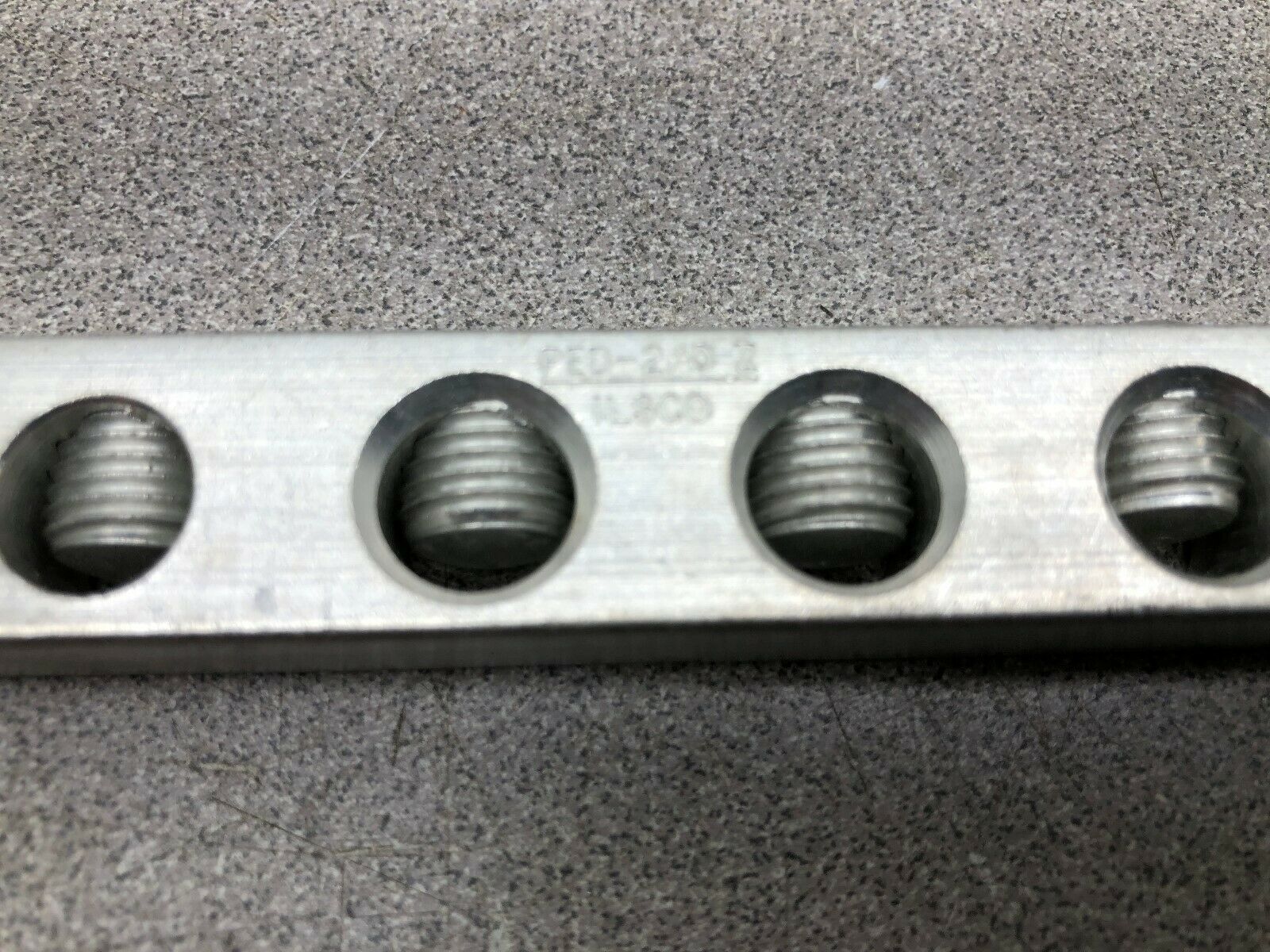 NEW IN PACK ILSCO 2/0-14 4 LUG ALUM. TERMINAL STRIP PED-2/0 Z