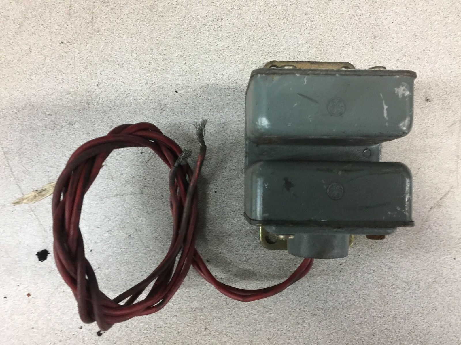 USED GE VANE OPERATED LIMIT SWITCH CR115A12