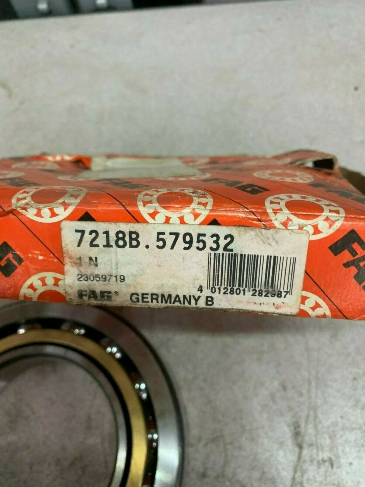 NEW IN BOX FAG ROLLER BEARING 7218B.579532