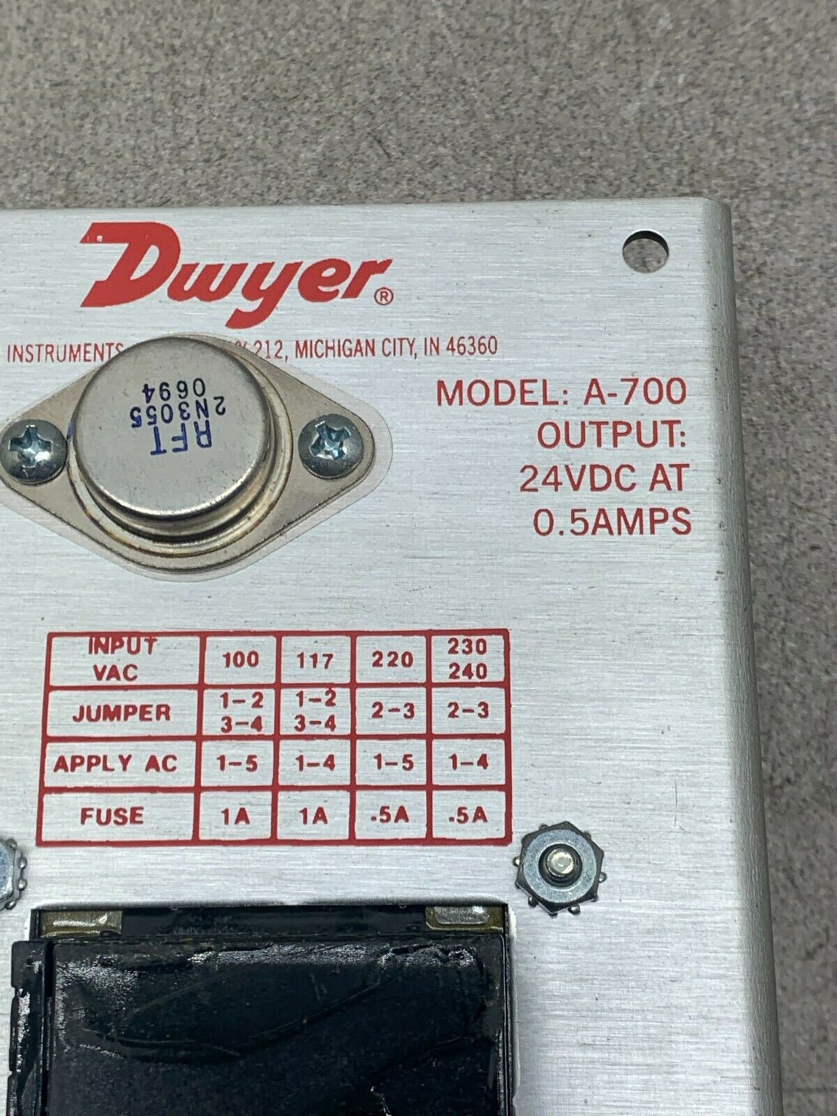 NEW NO BOX DWYER POWER SUPPLY A-700