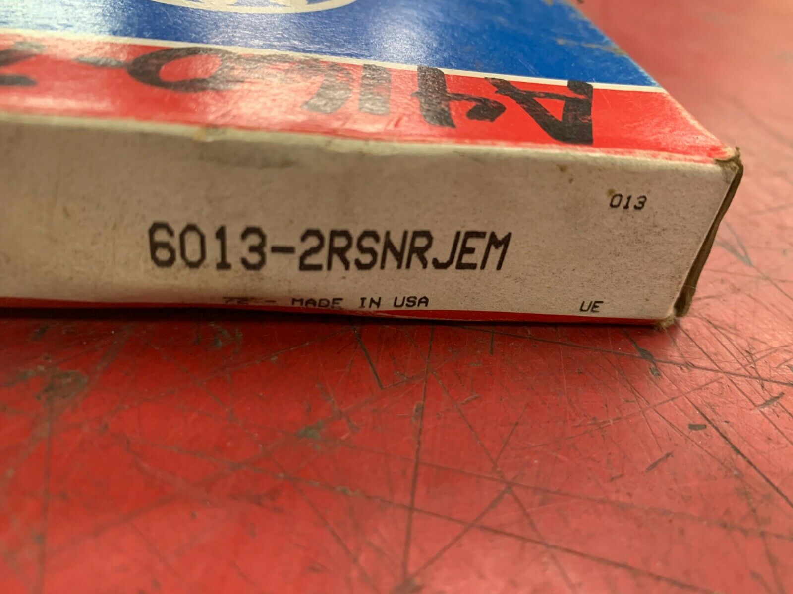 NEW IN BOX SKF BALL BEARING 6013-2RSNRJEM