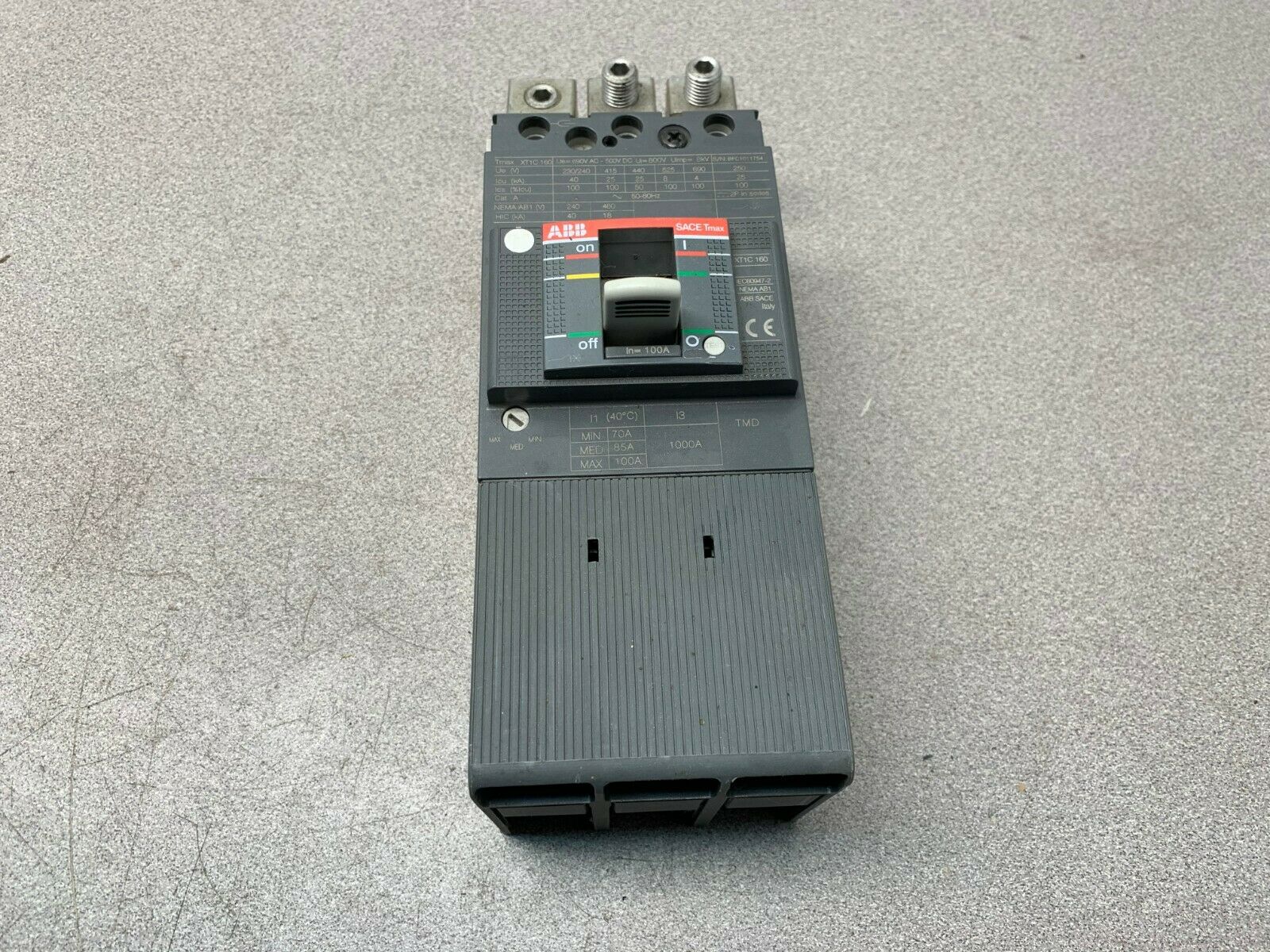 USED ABB CIRCUIT BREAKER XT1C160