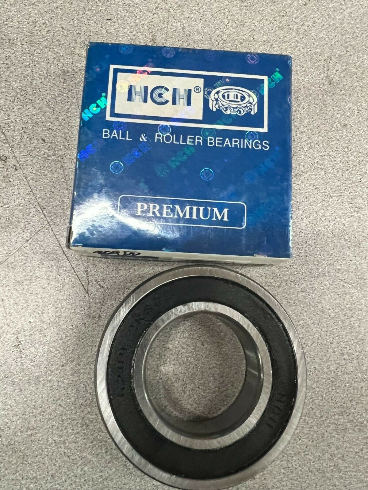 LOT OF 9 NEW IN BOX HCH BALL BEARING 6209 2RS C3